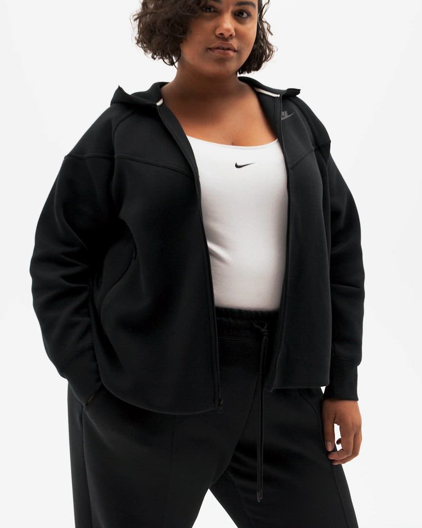 Nike Women's Sportswear Tech Fleece Mid-Rise Joggers (Plus Size) product