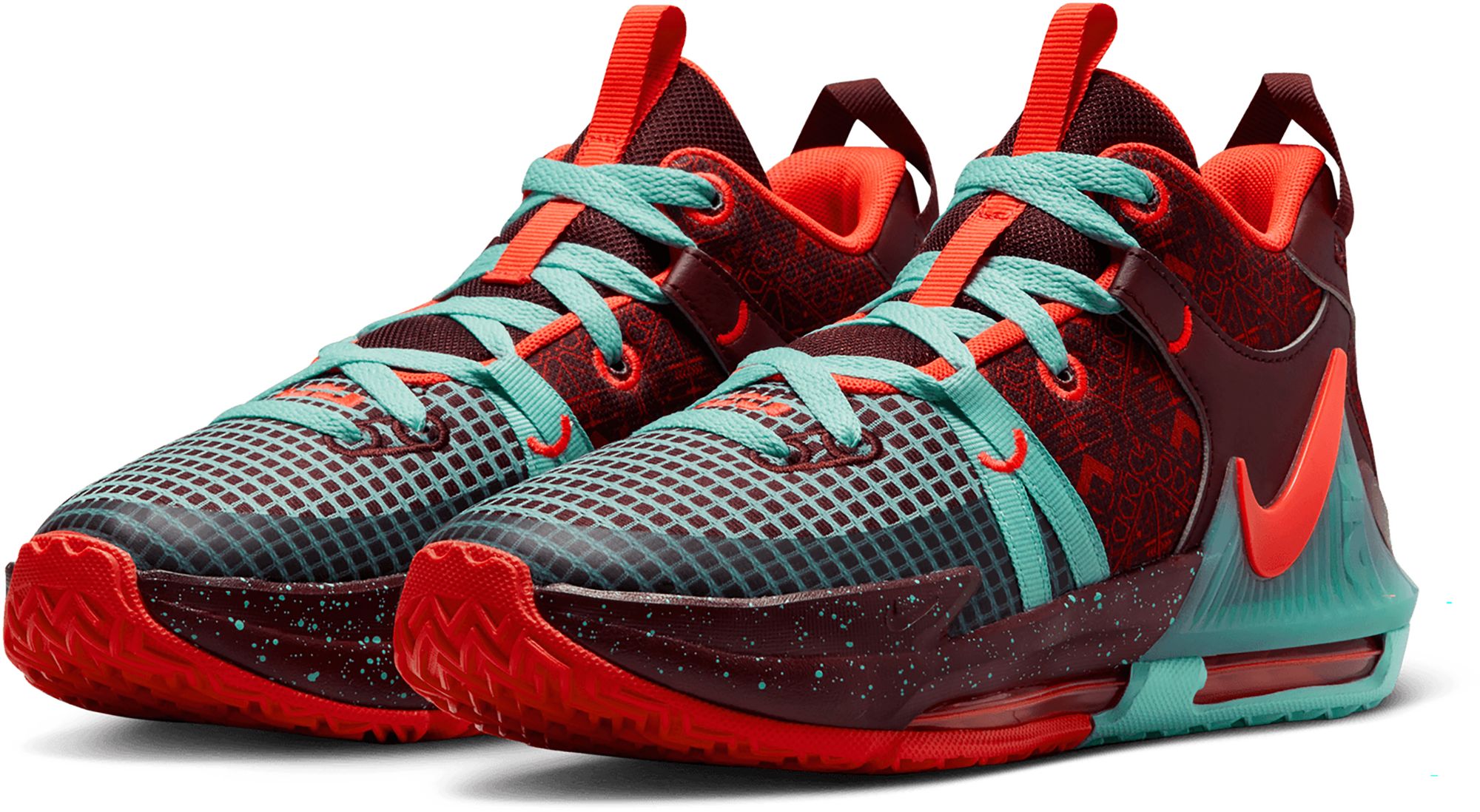 Nike Kids' Grade School Lebron Witness 7 Basketball Shoes product image