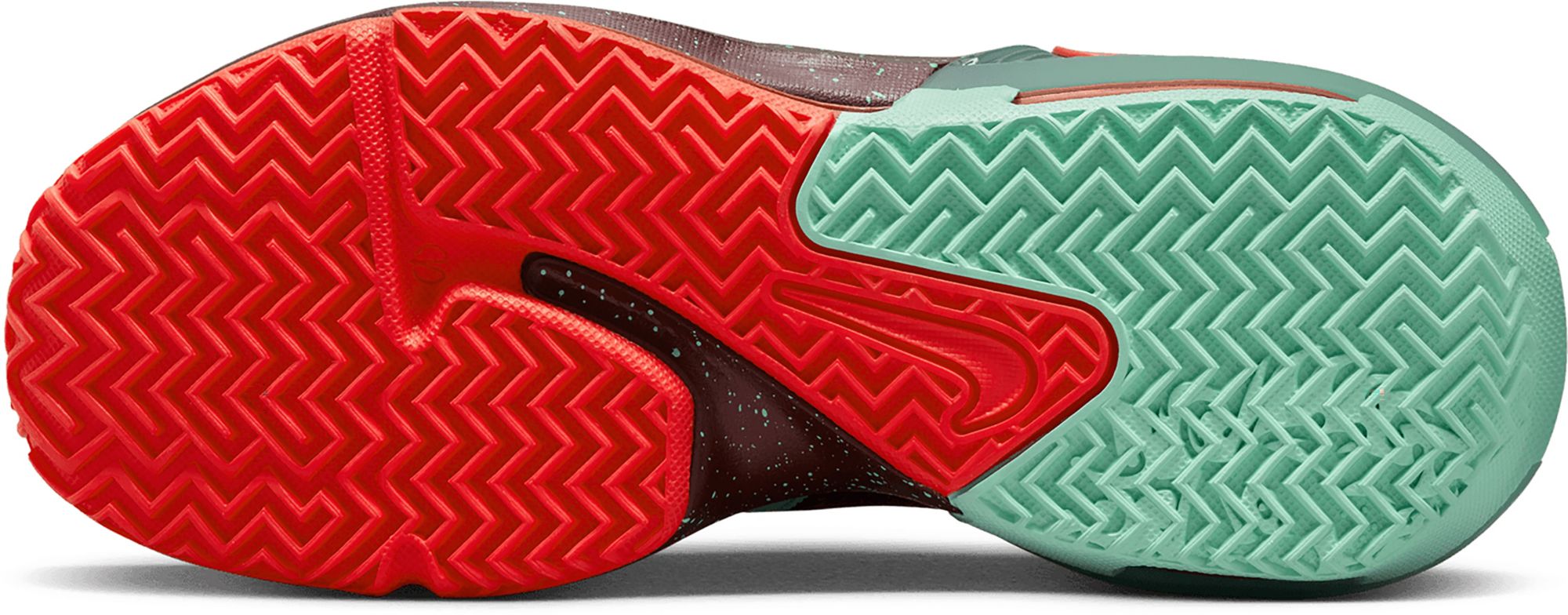 Nike Kids' Grade School Lebron Witness 7 Basketball Shoes product image