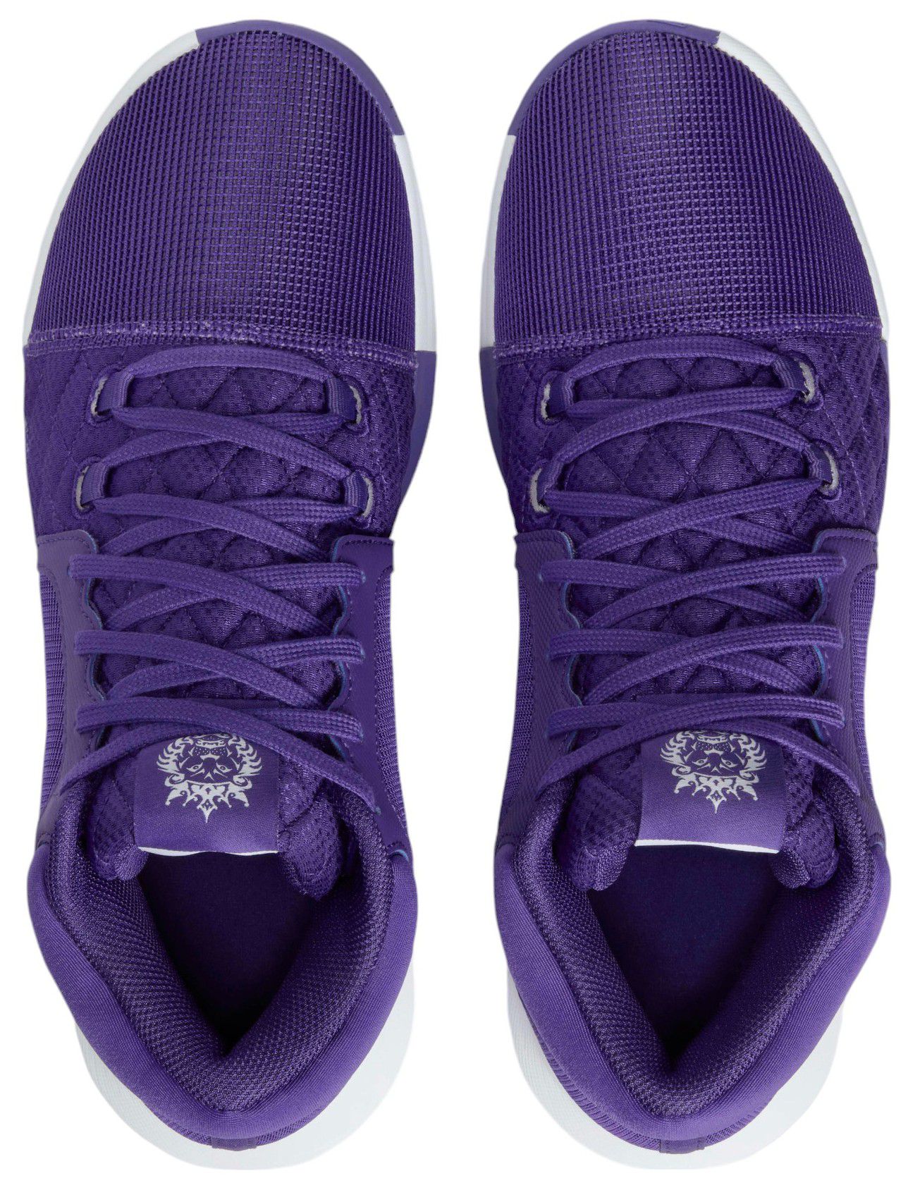 Nike LeBron Witness 8 Basketball Shoes product image