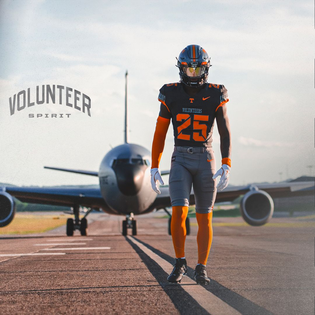 Nike Men's Tennessee Volunteers Smokey Grey Dri-FIT Replica Alternate Football Game Jersey product image