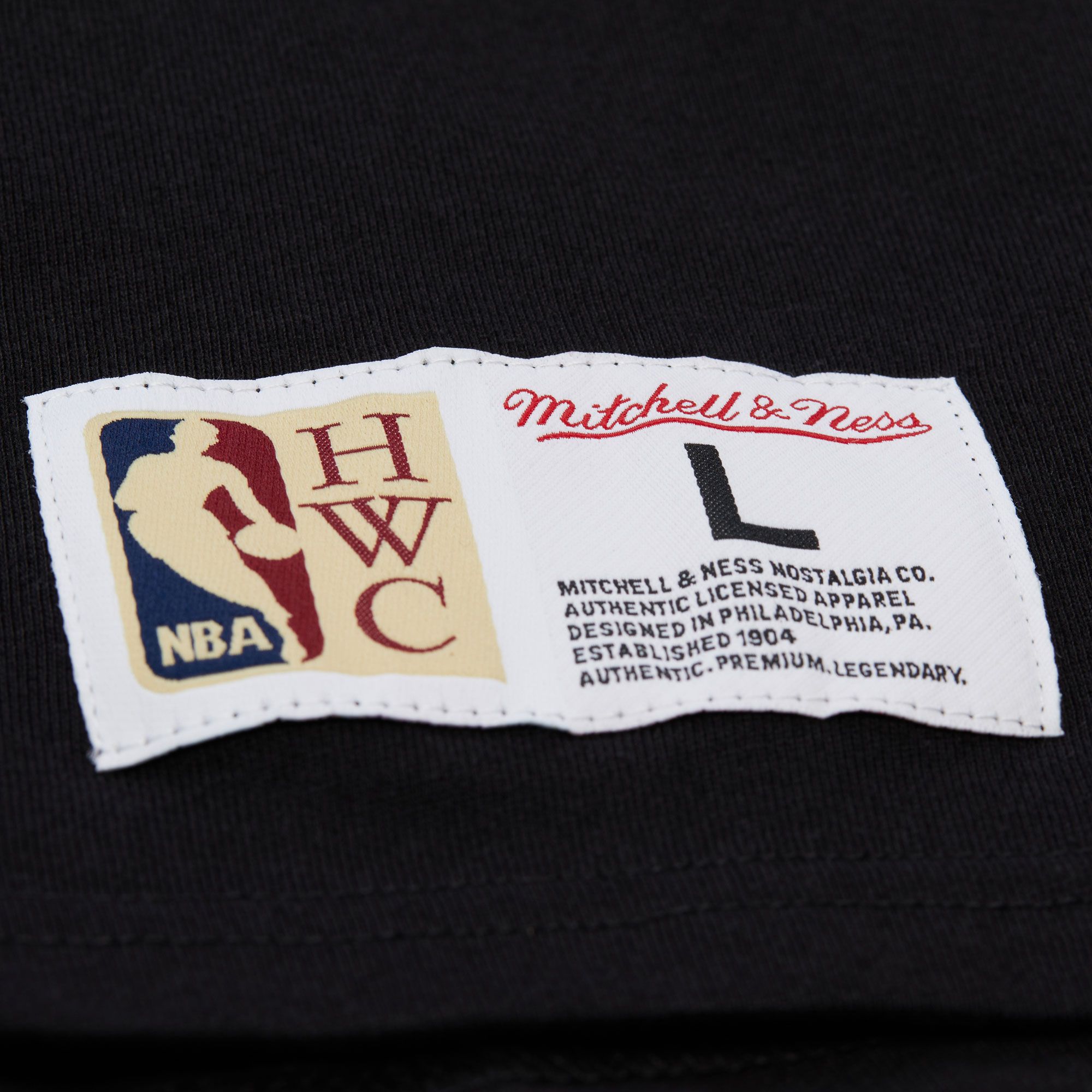 Mitchell & Ness Men's New York Knicks Black Retro Graphic Training Camp Long Sleeve T-Shirt product image