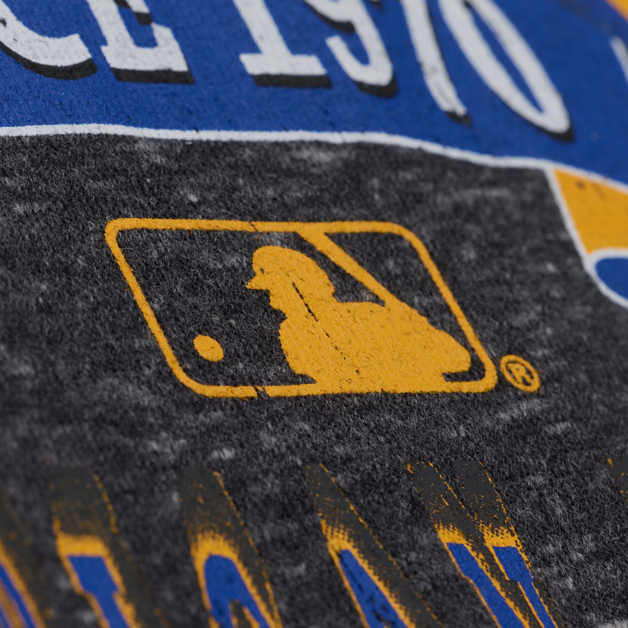 Mitchell & Ness Women's Milwaukee Brewers Black Enxyme Star Crewneck Sweatshirt product image