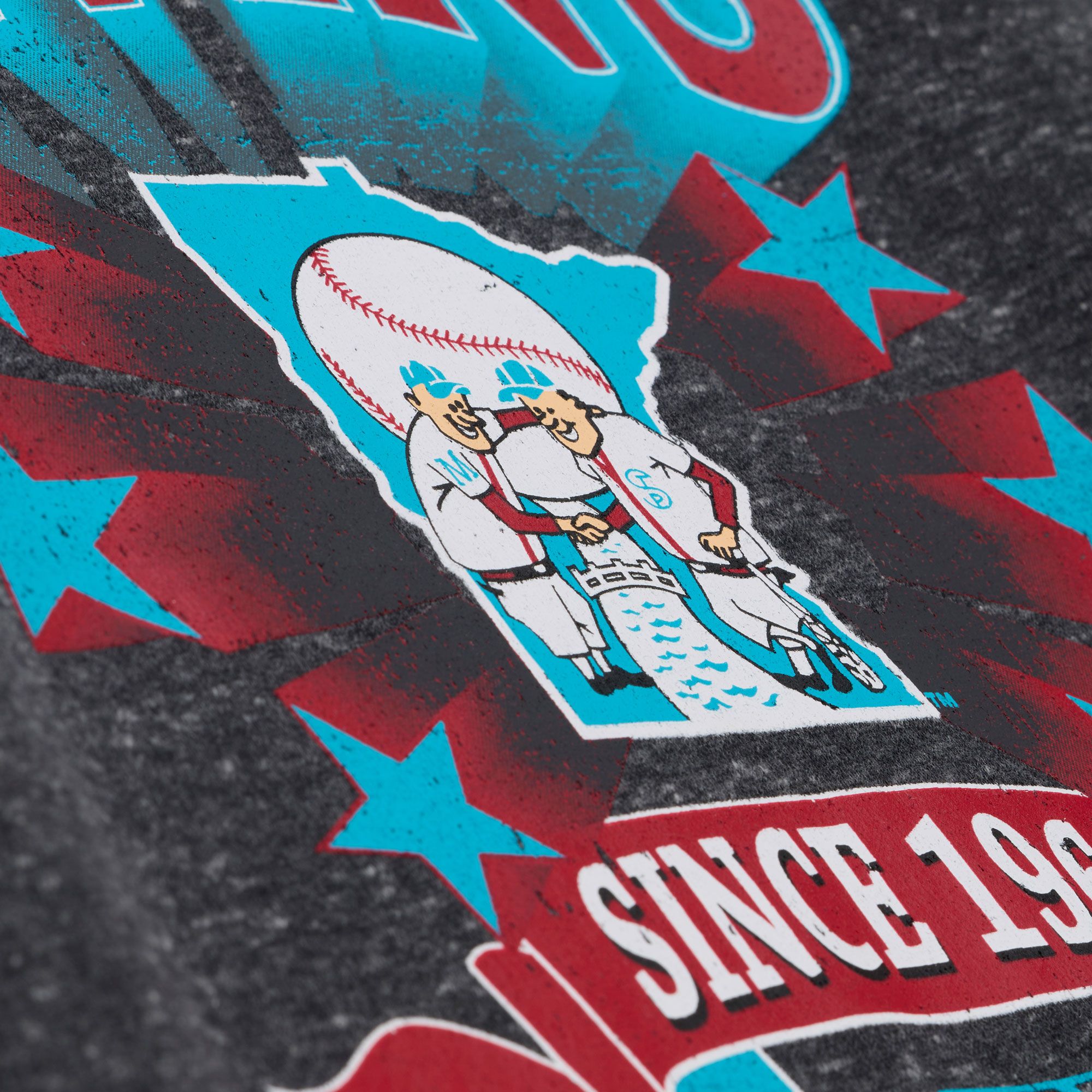 Mitchell & Ness Women's Minnesota Twins Black Enxyme Star Crewneck Sweatshirt product image