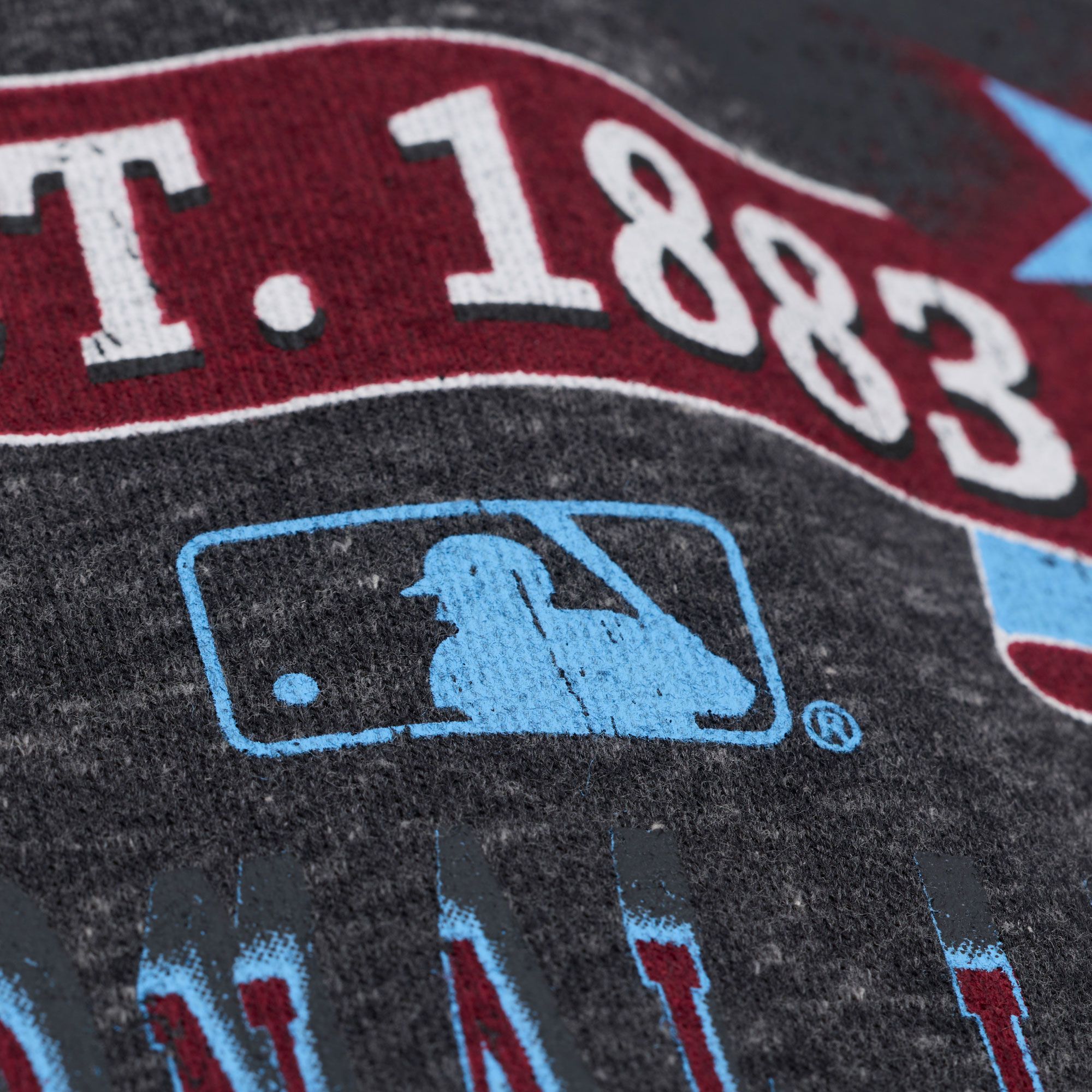 Mitchell & Ness Women's Philadelphia Phillies Black Enxyme Star Crewneck Sweatshirt product image