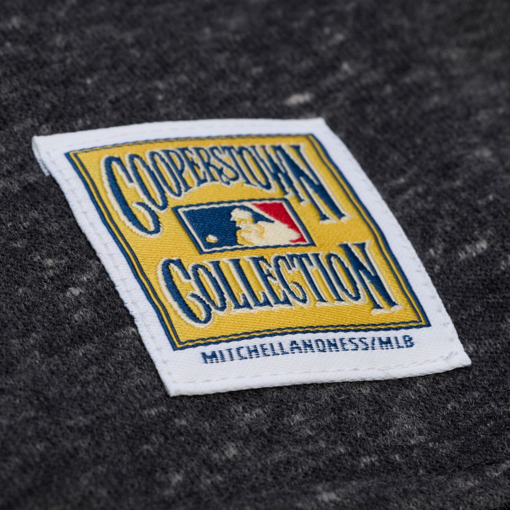 Mitchell & Ness Women's San Francisco Giants Black Enxyme Star Crewneck Sweatshirt product image