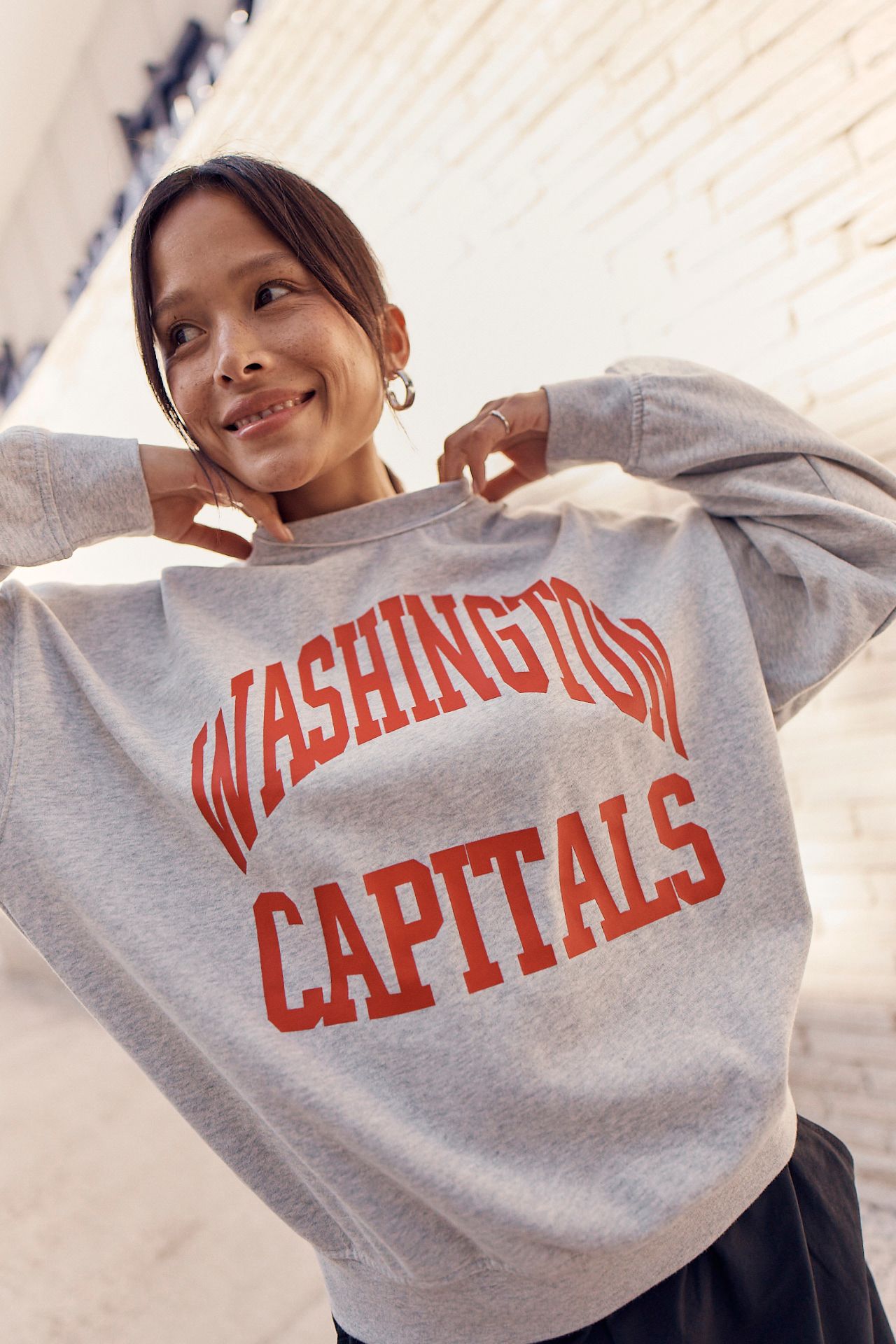Mitchell & Ness Women's Washington Capitals Grey Logo Crewneck Sweatshirt product image