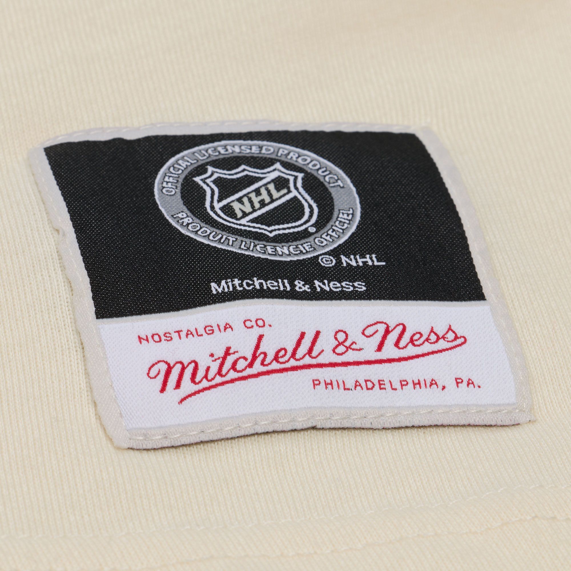 Mitchell & Ness Men's Chicago Blackhawks Cream Dusted Long Sleeve Shirt product image