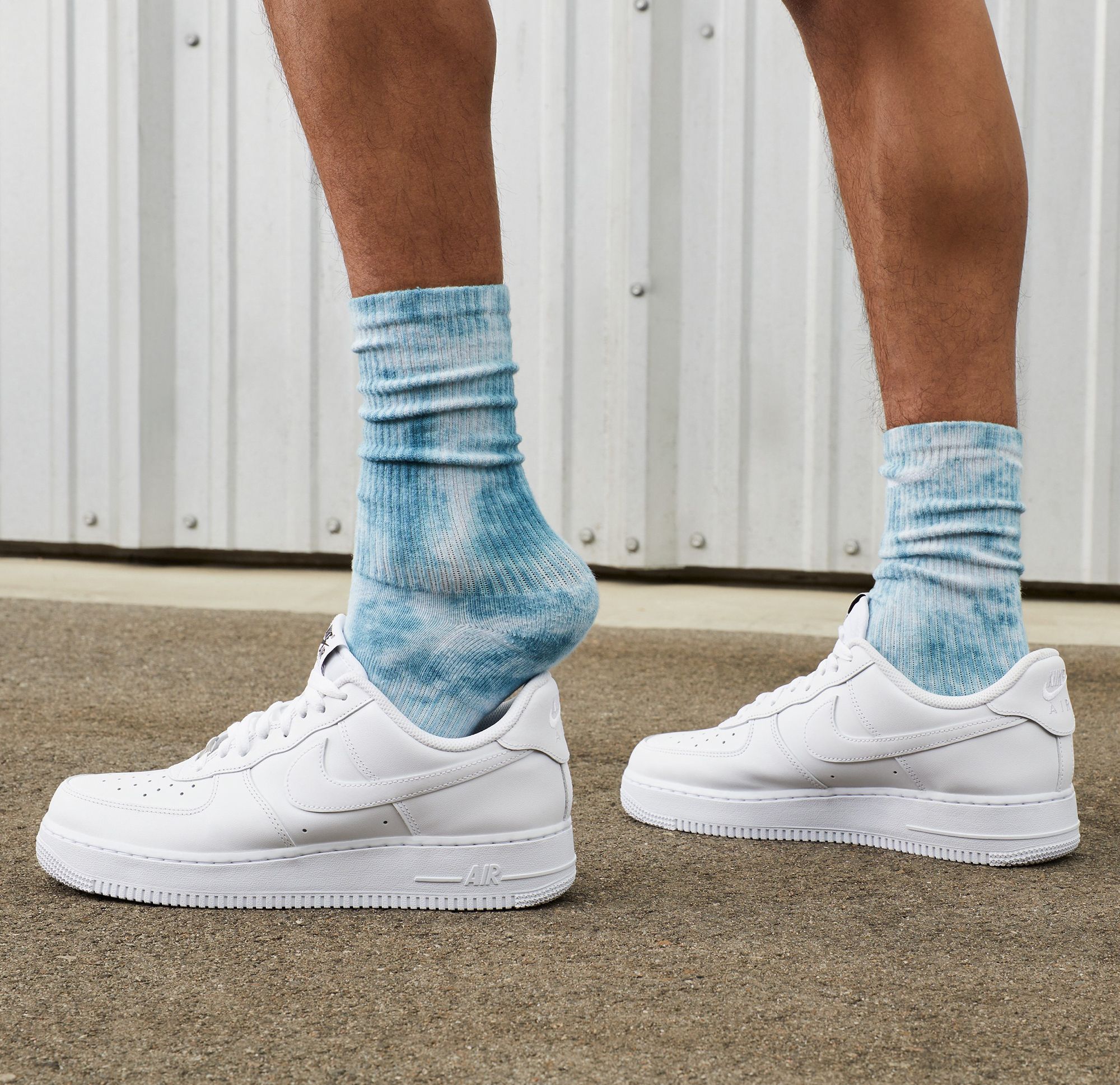 Nike Men's Air Force 1 '07 Easy On Shoes product image