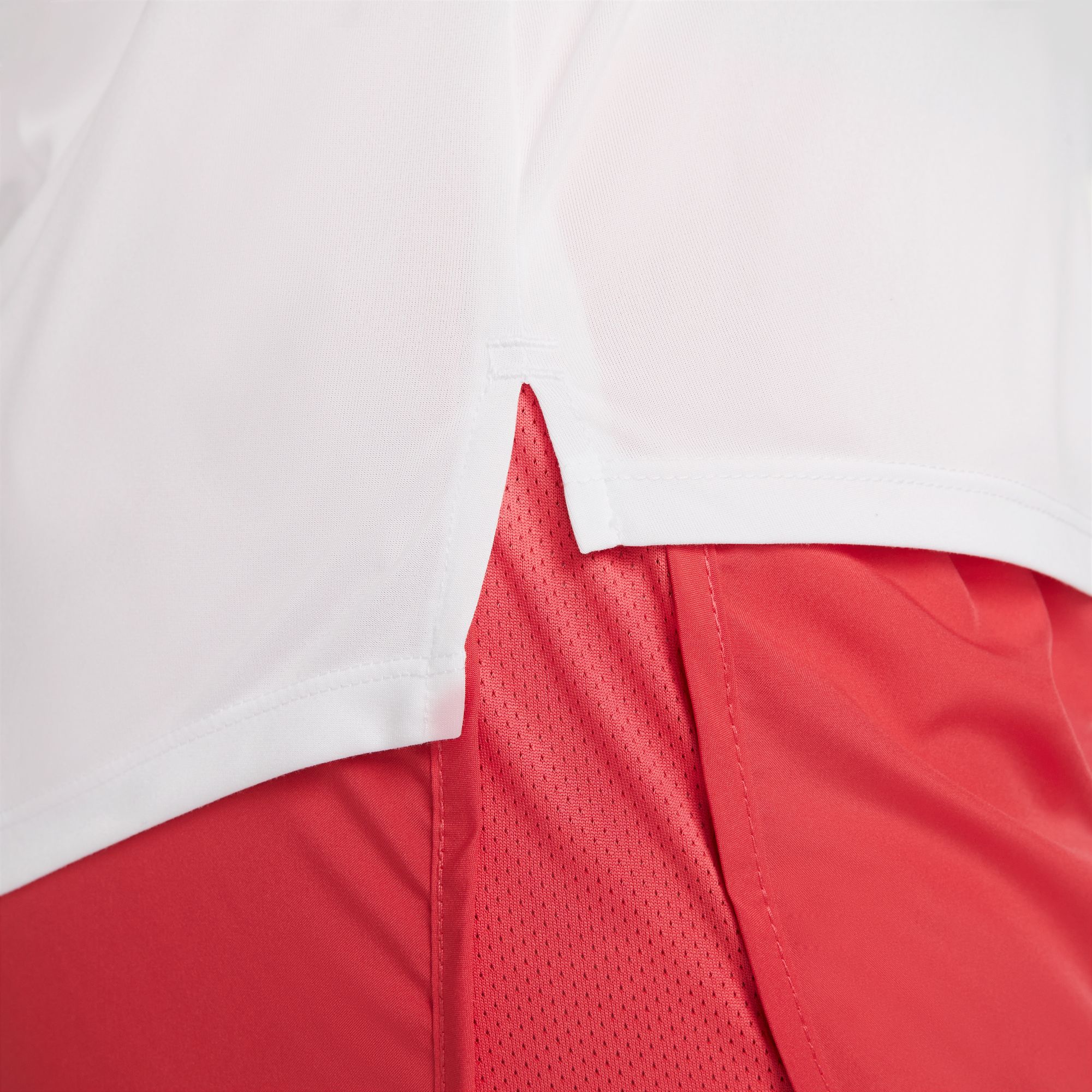 Nike Women's One Dri-FIT Luxe Chicago Marathon Long-Sleeve Running Top product image