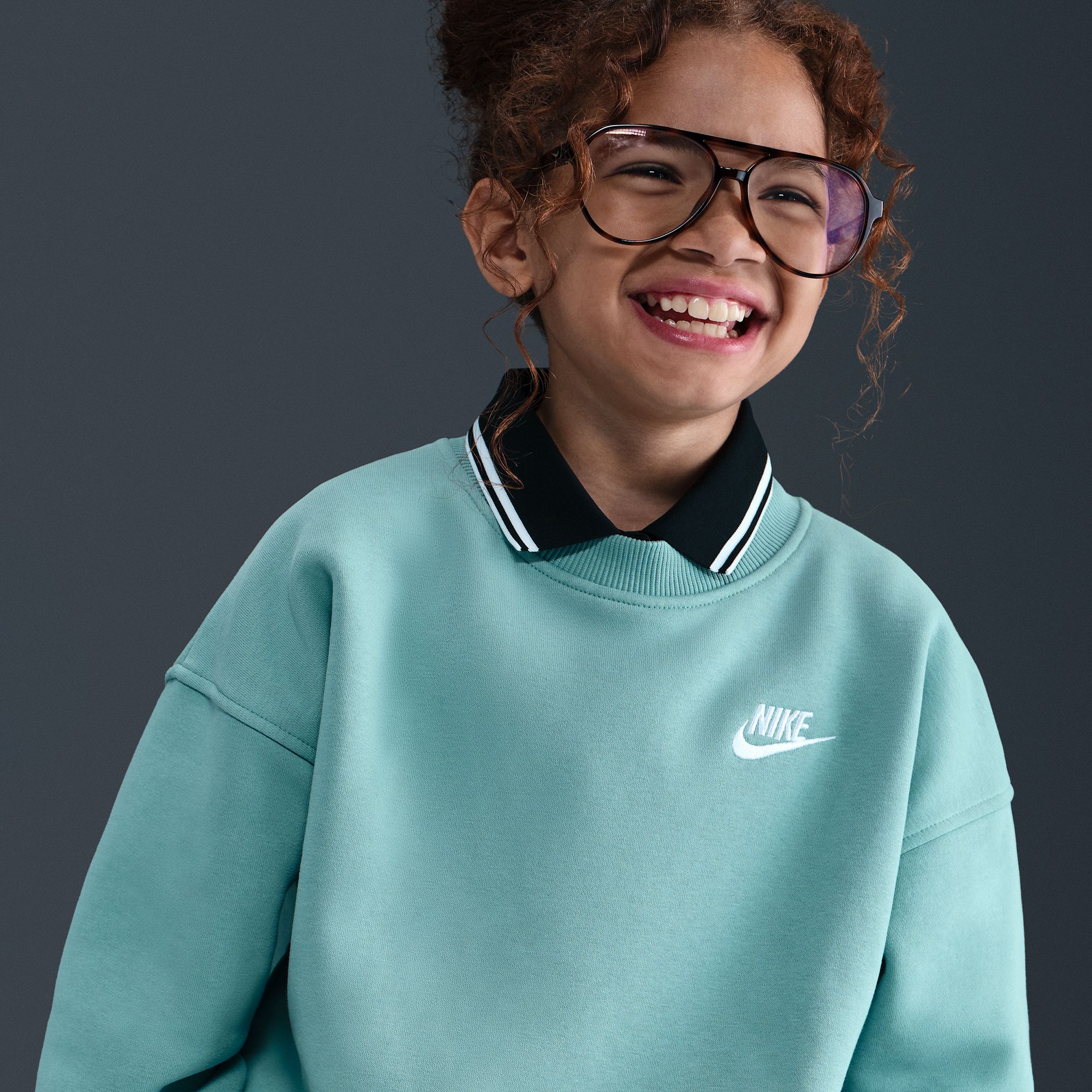 Nike Girls' Sportswear Club Fleece Oversized Sweatshirt product image