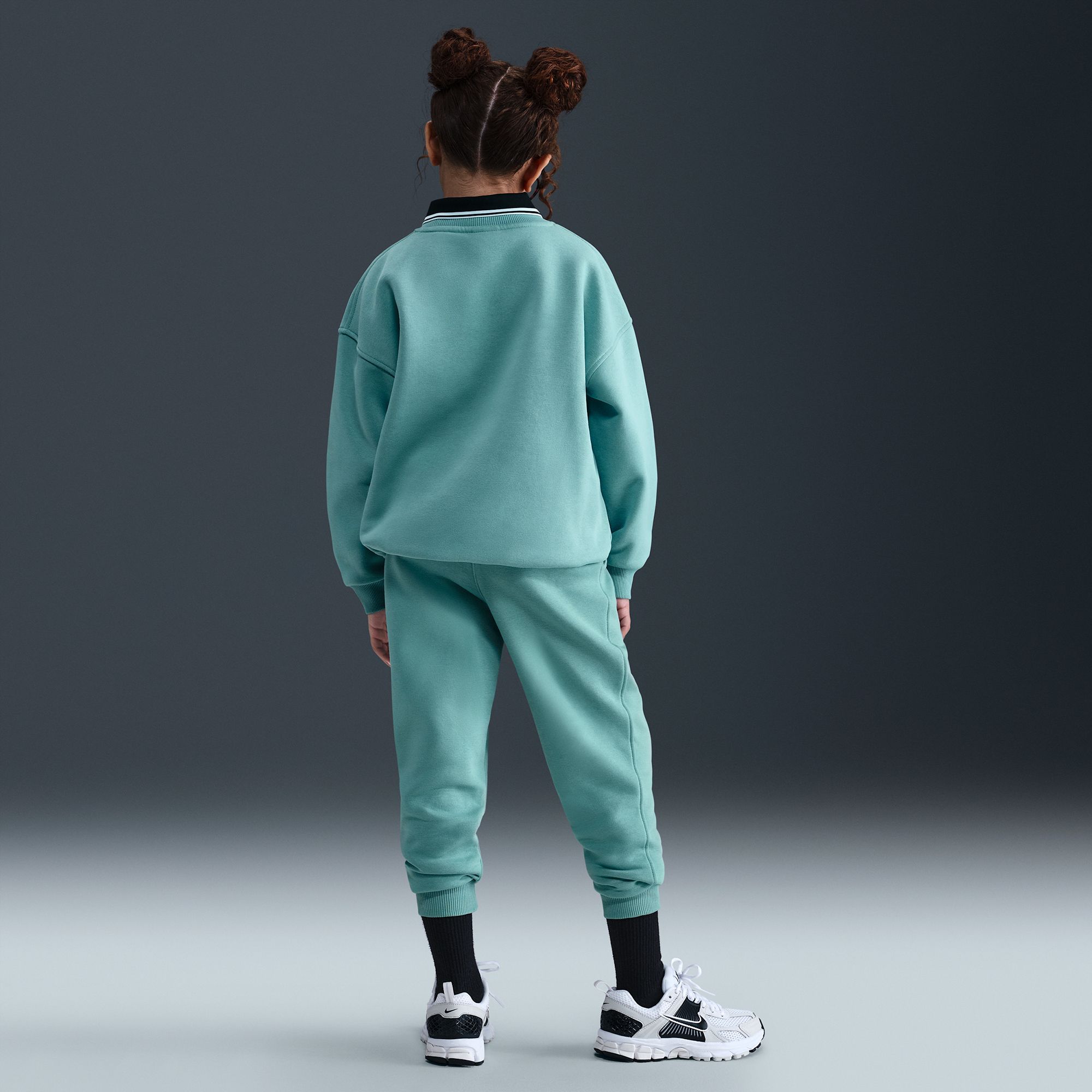 Nike Girls' Sportswear Club Fleece Oversized Sweatshirt product image