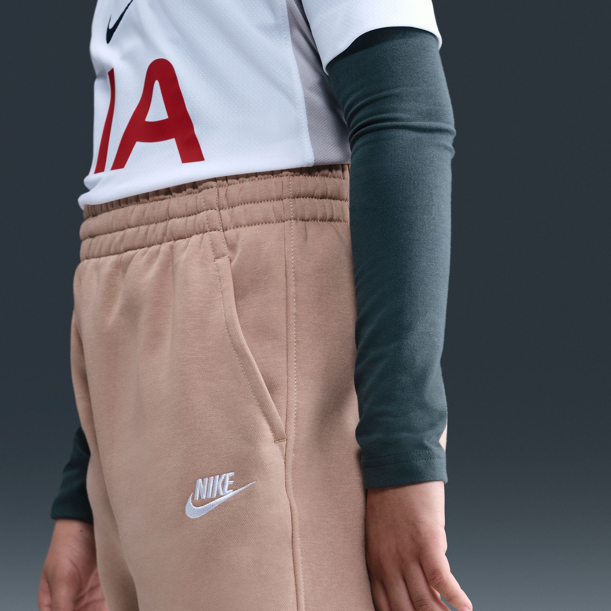 Nike Girls' Sportswear Club Fleece Oversized Joggers product image