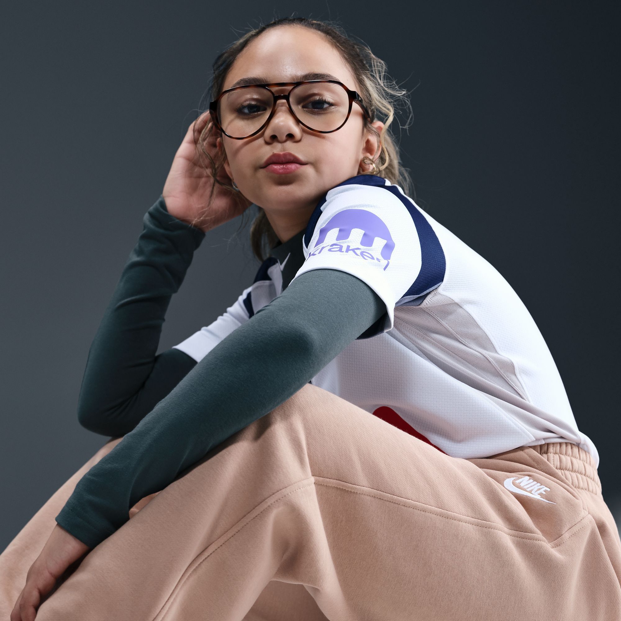 Nike Girls' Sportswear Club Fleece Oversized Joggers product image