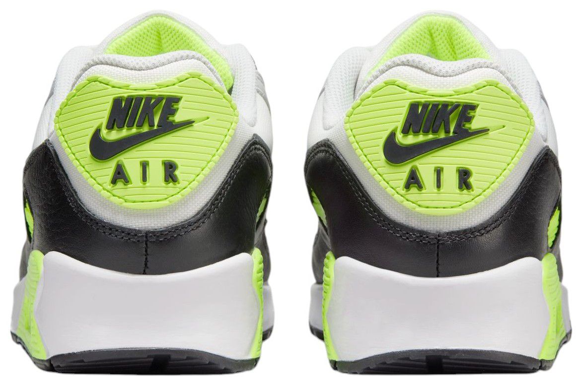 Nike Men's Air Max 90 GTX Shoes product image