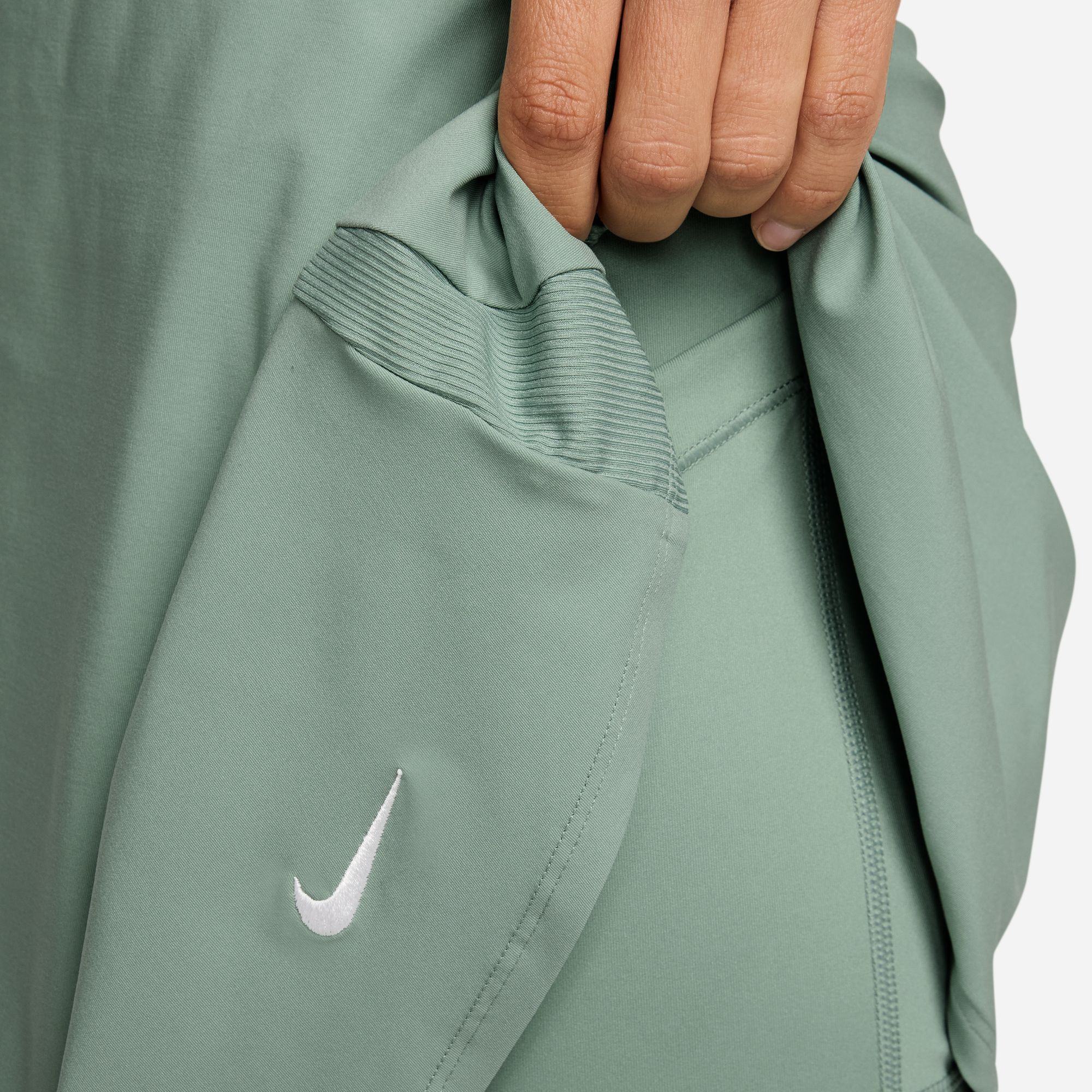 Nike Women's Victory Dri-FIT Flouncy Golf Skort product image