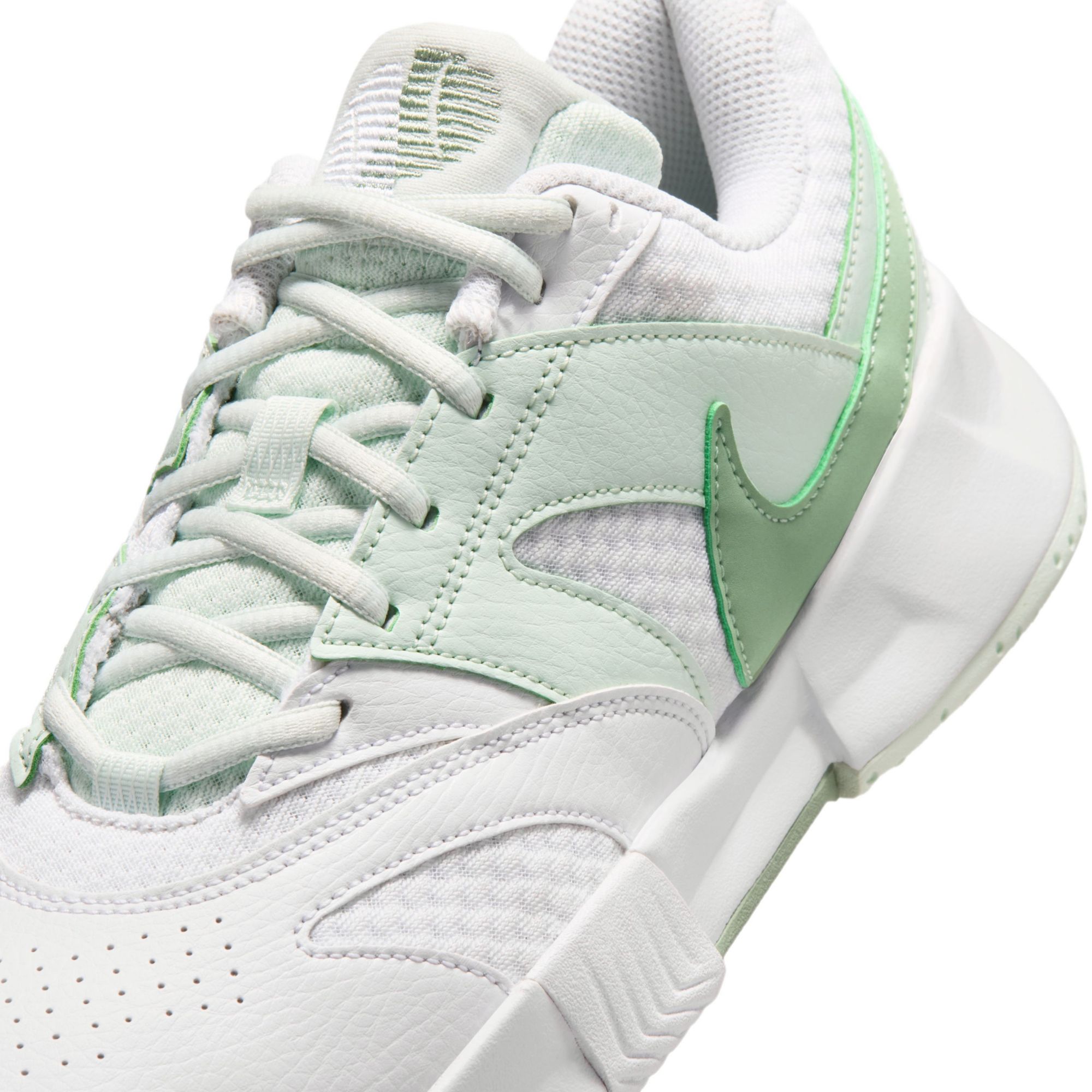 NikeCourt Women's Lite 4 Tennis Shoes product image