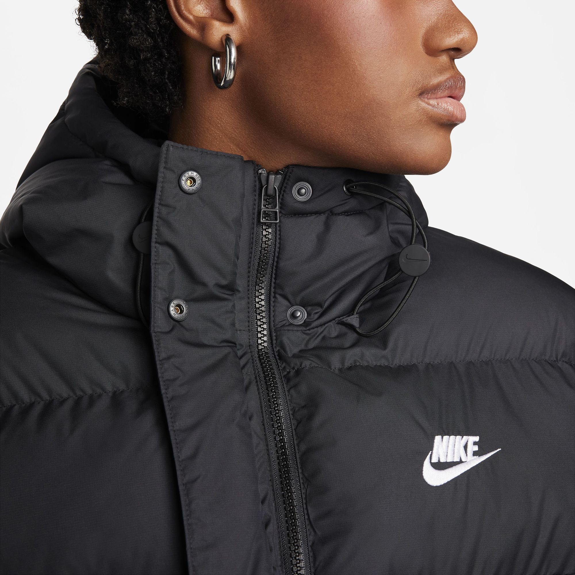 Nike Sportswear Women's Metro Puffer Therma-FIT Loose Hooded Jacket