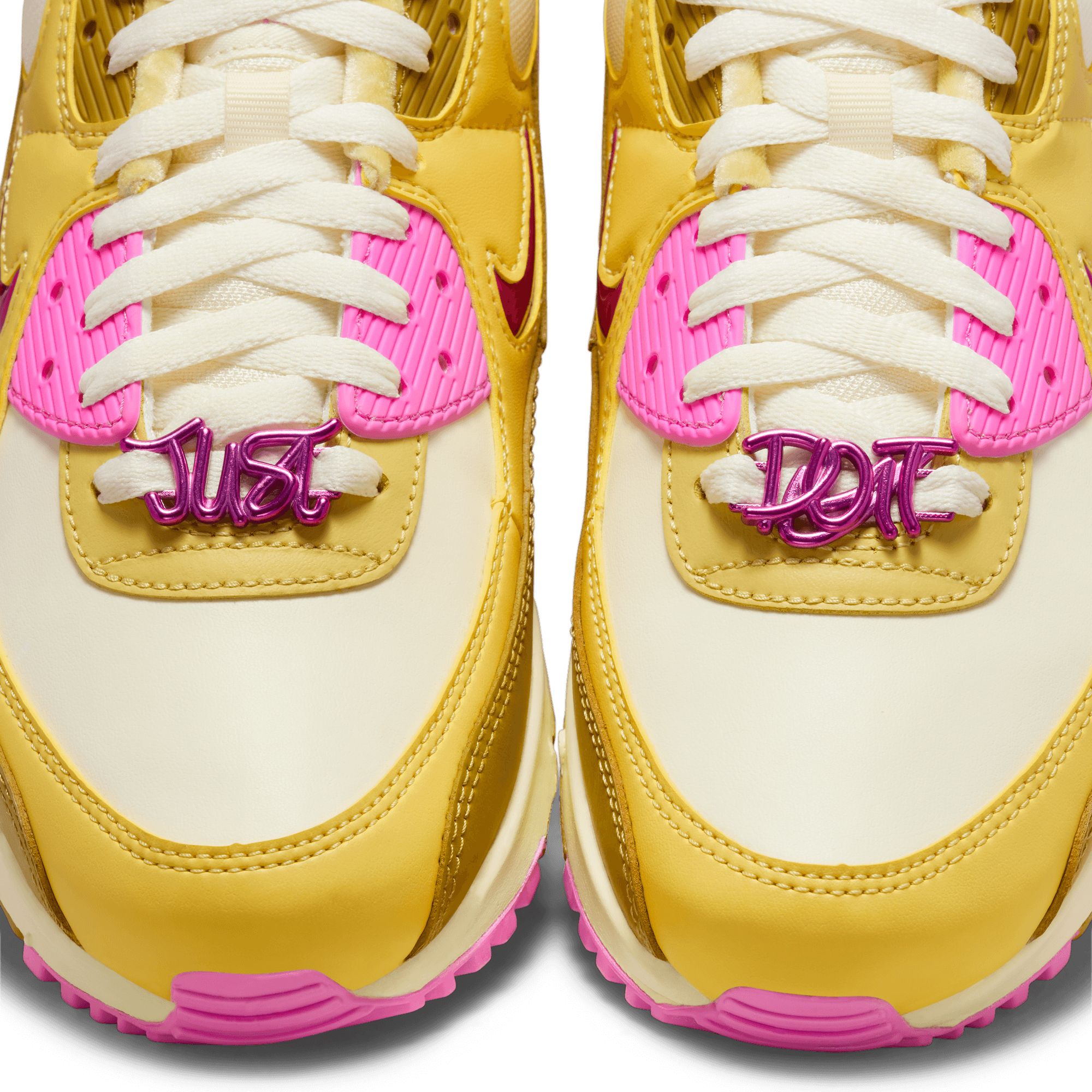 Nike Women's Air Max 90 Shoes