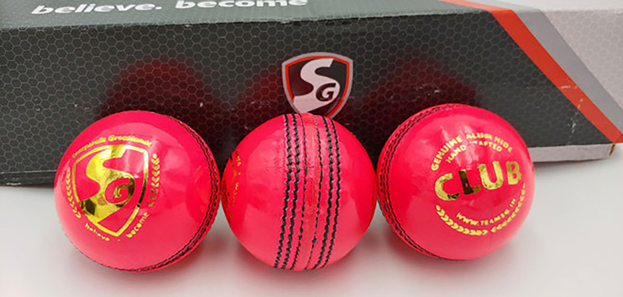 SG Senior Club Cricket Ball product image
