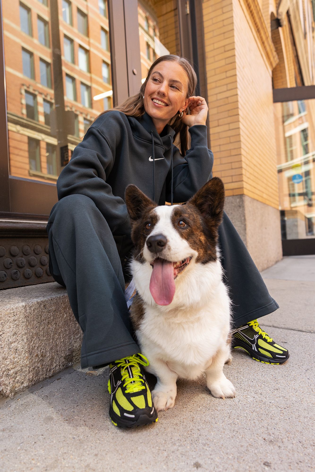 Nike Women's Zoom Vomero 5 Shoes product image