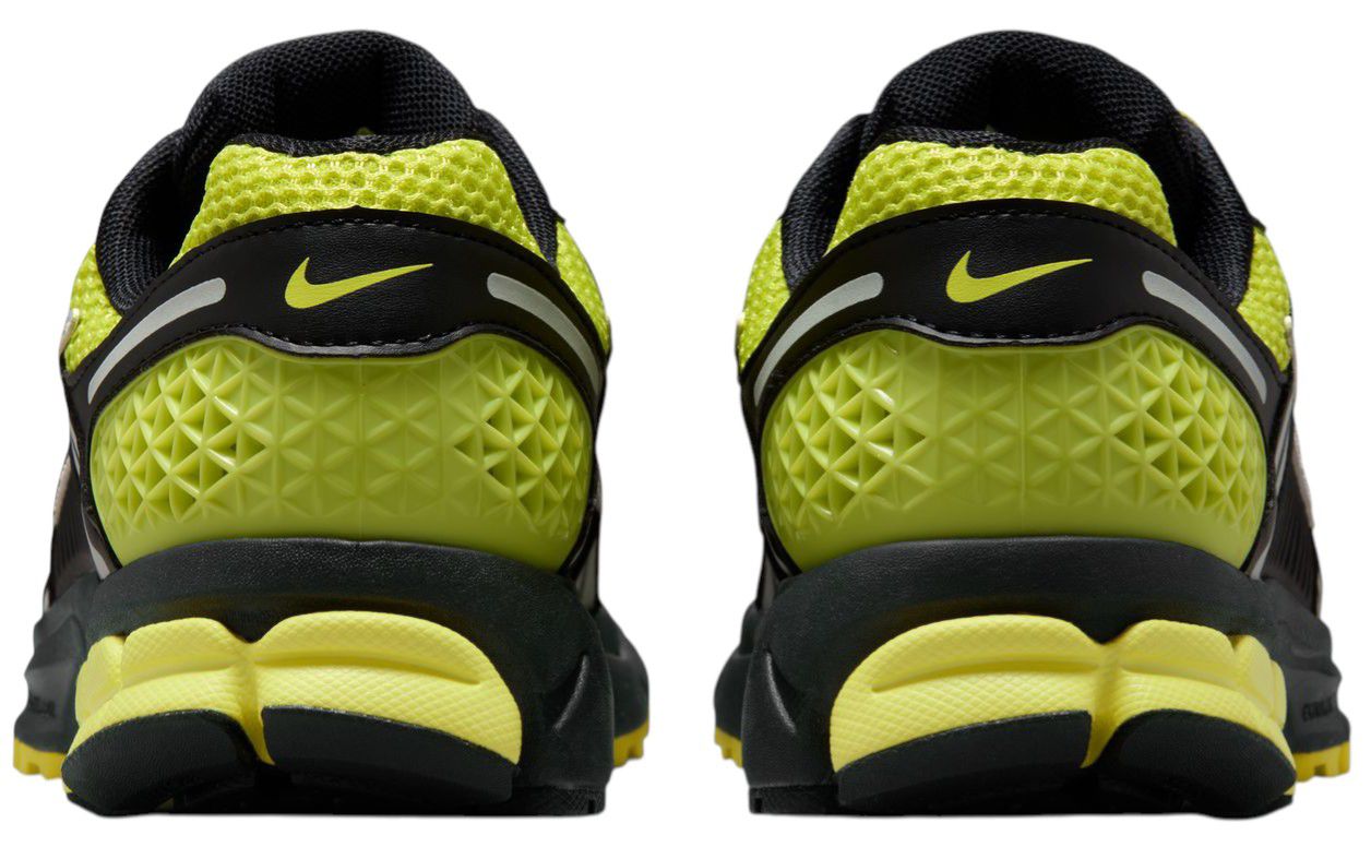 Nike Women's Zoom Vomero 5 Shoes product image