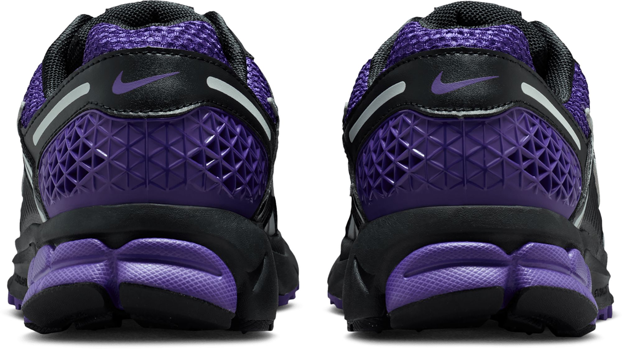 Nike Women's Zoom Vomero 5 Shoes product image