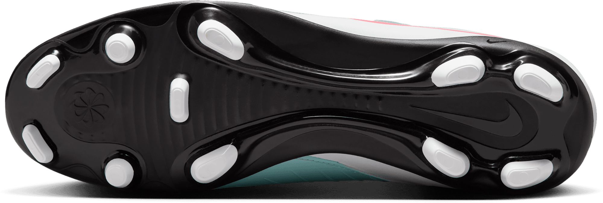 Nike Phantom Luna 2 Club FG/MG Soccer Cleats product image