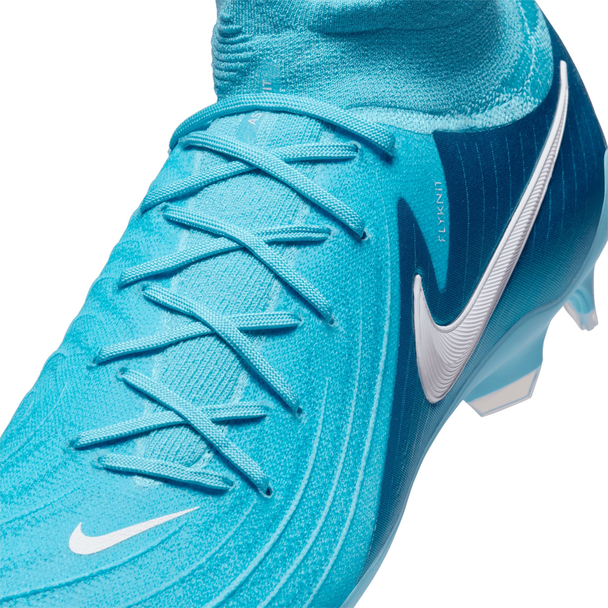 Nike Phantom Luna 2 Pro FG Soccer Cleats product image