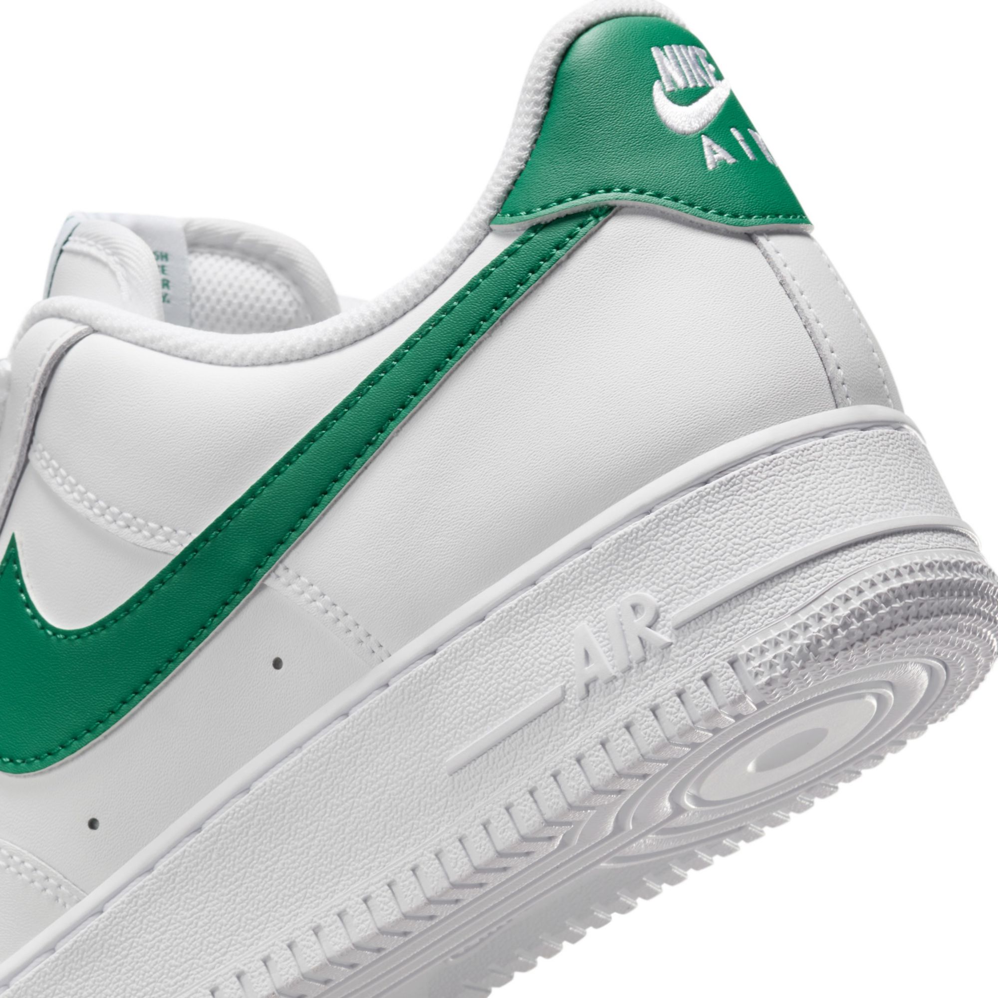 Nike Men's Air Force 1 '07 Shoes product image