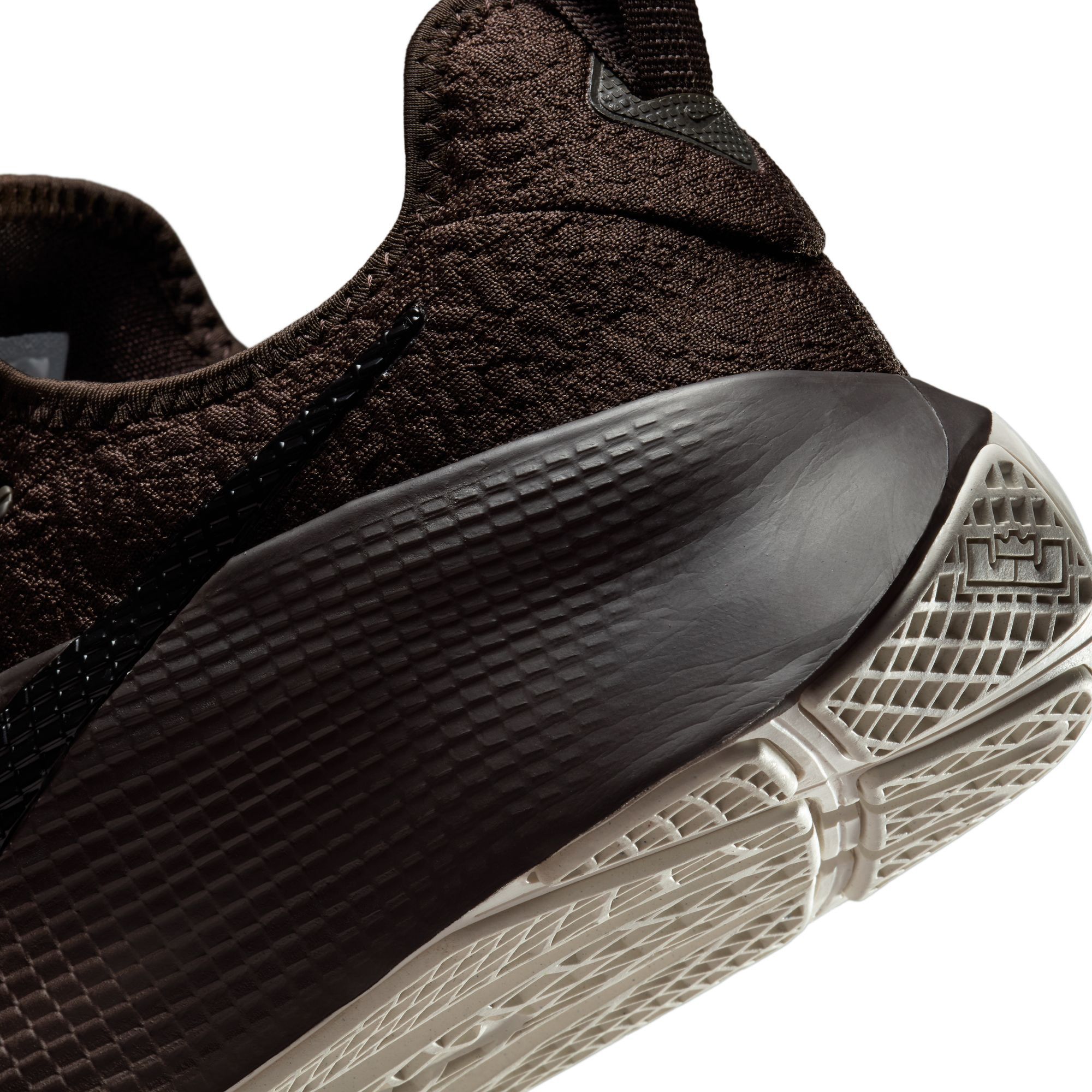 Nike Men's LeBron TR 1 Shoes product image