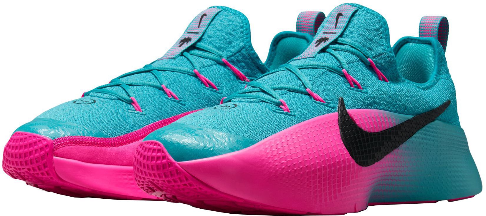 Nike Men's LeBron TR 1 Shoes product image