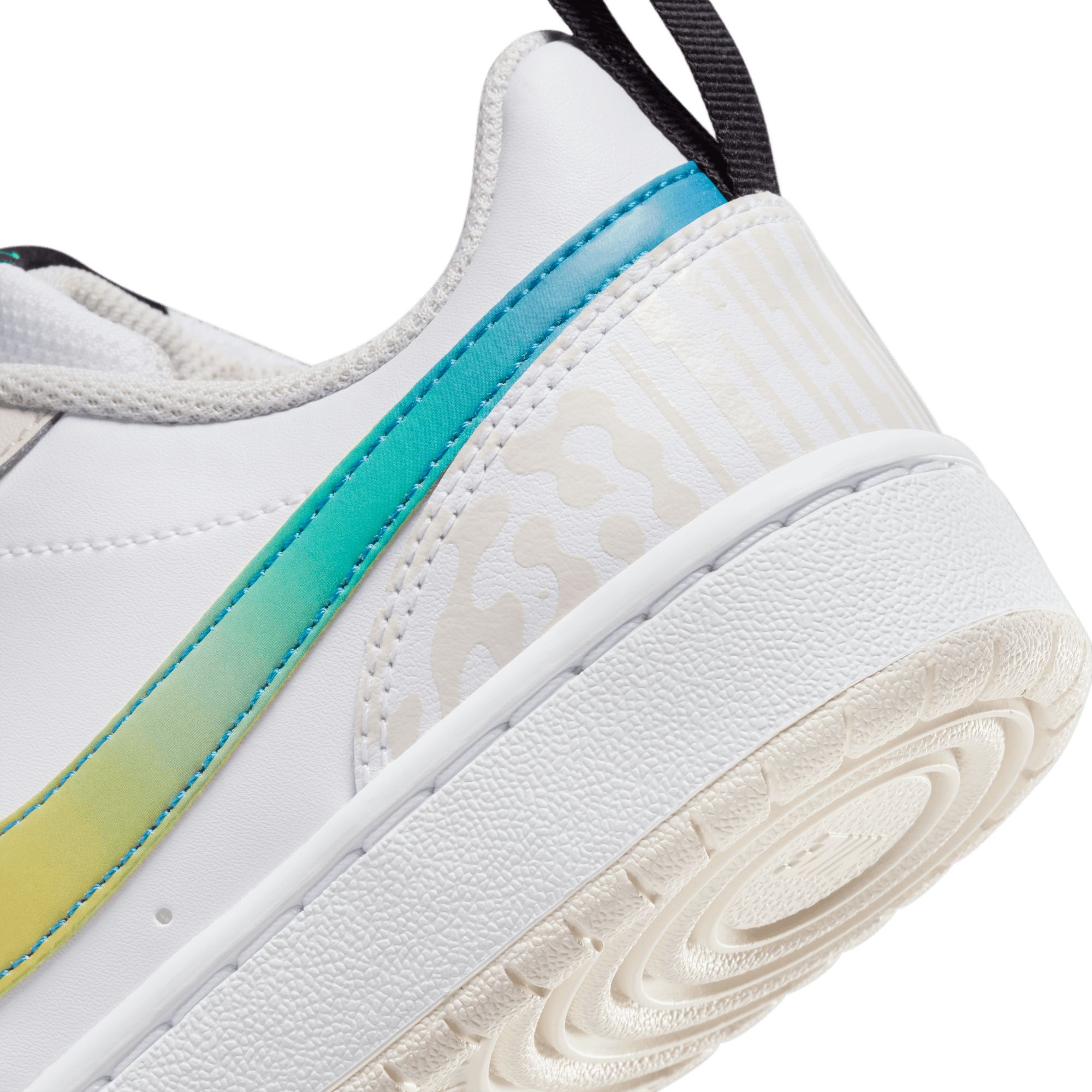 Nike Kids' Grade School Court Borough Low 2 Shoes product image