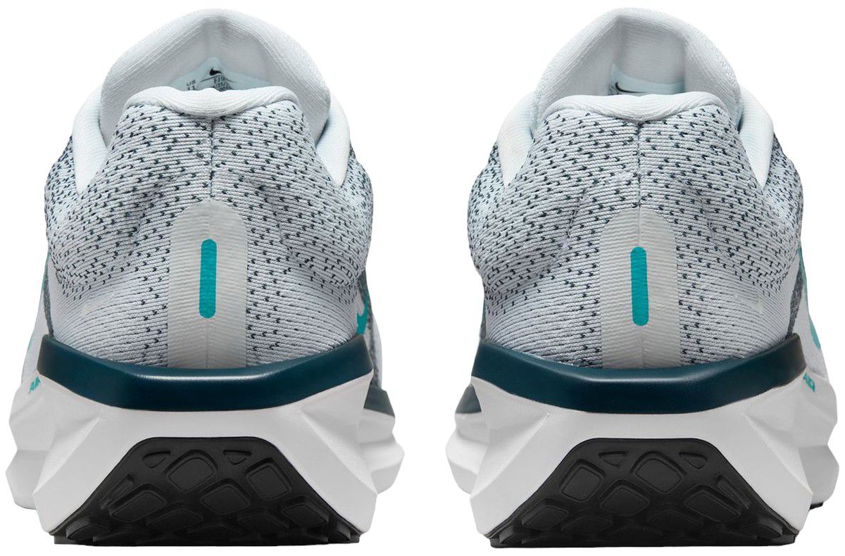 Nike Men's Winflo 11 Running Shoes product image