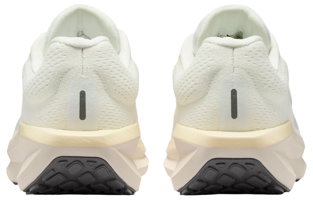 Nike Women's Winflo 11 Running Shoes product image