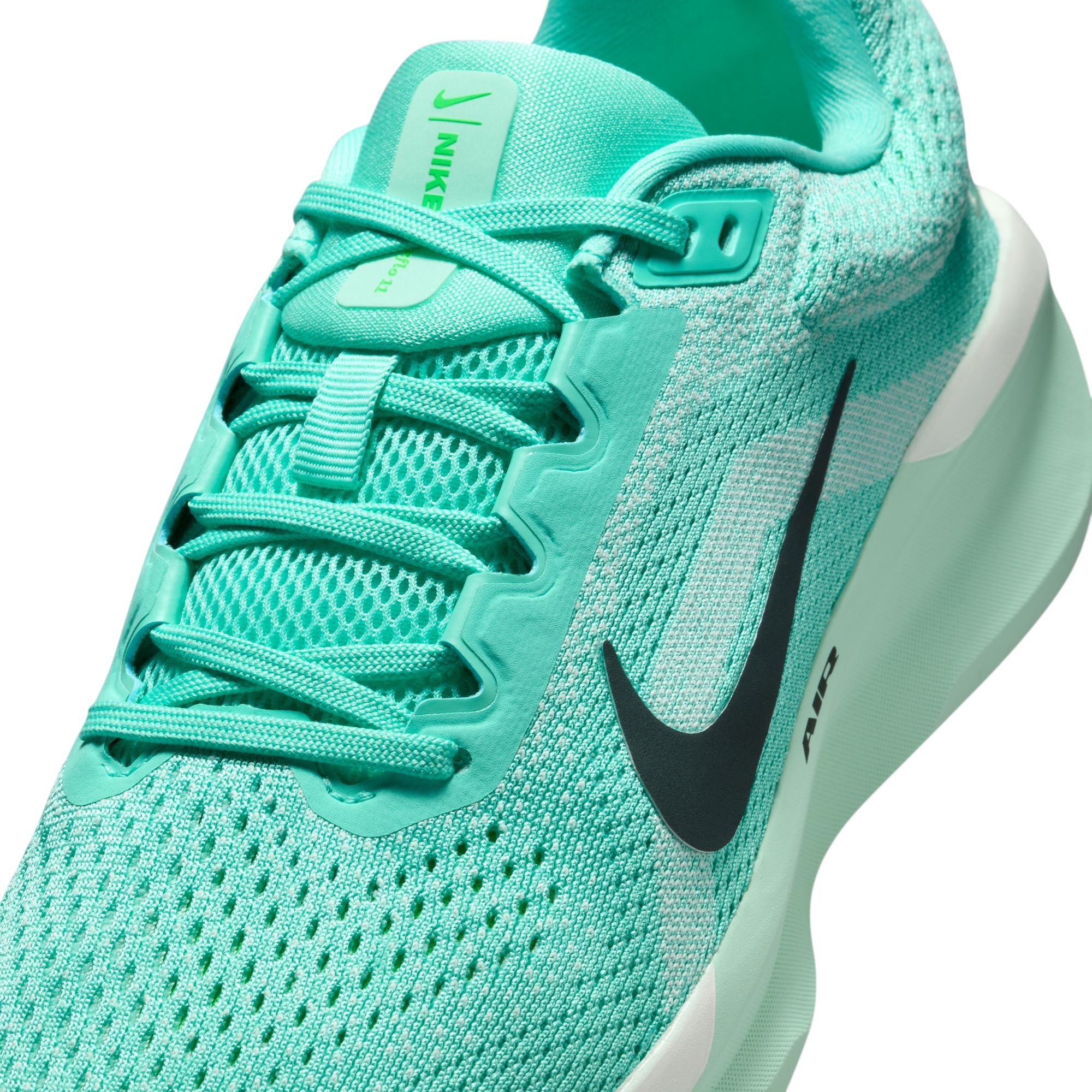 Nike Women's Winflo 11 Running Shoes product image