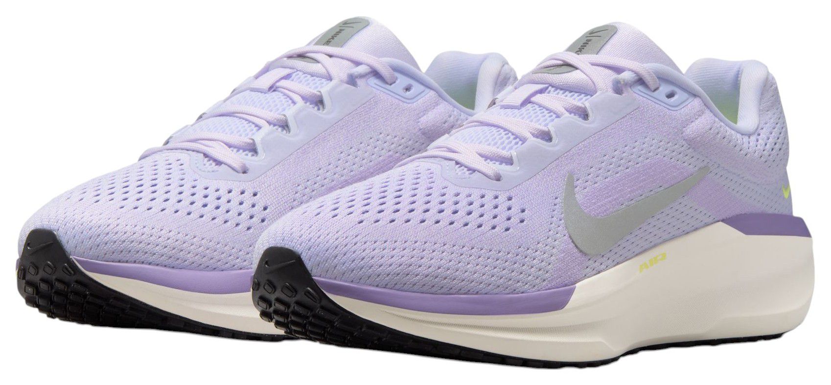Nike Women's Winflo 11 Running Shoes product image