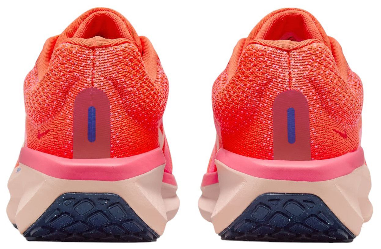 Nike Women's Winflo 11 Running Shoes product image