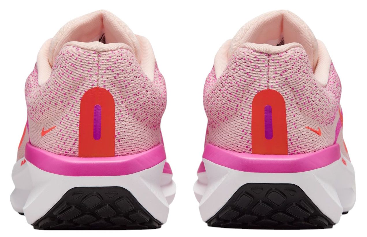Nike Women's Winflo 11 Running Shoes product image