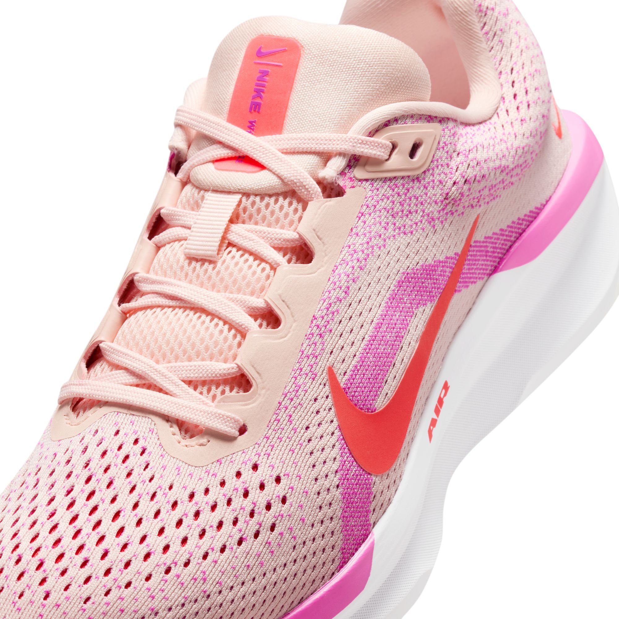 Nike Women's Winflo 11 Running Shoes product image