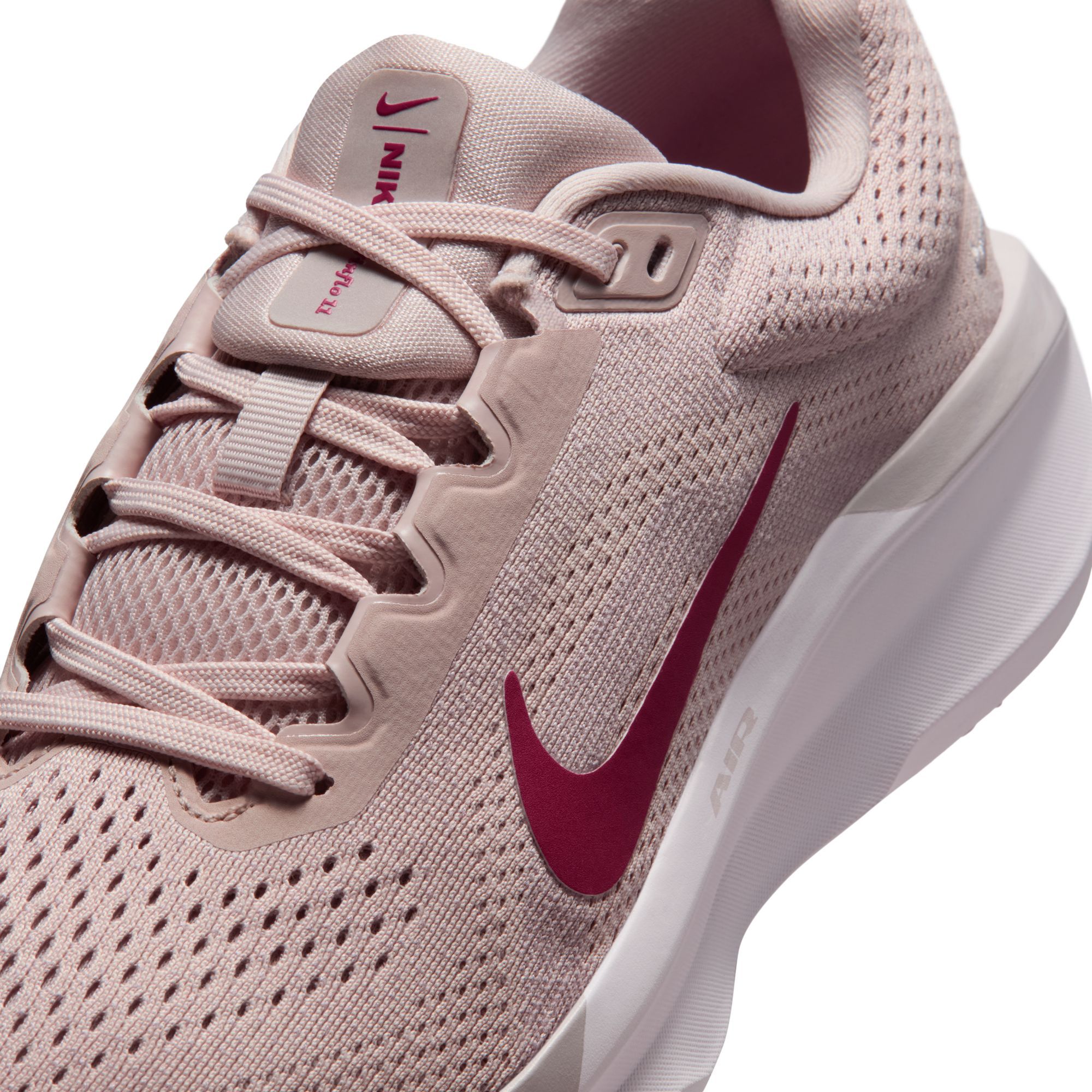 Nike Women's Winflo 11 Running Shoes product image