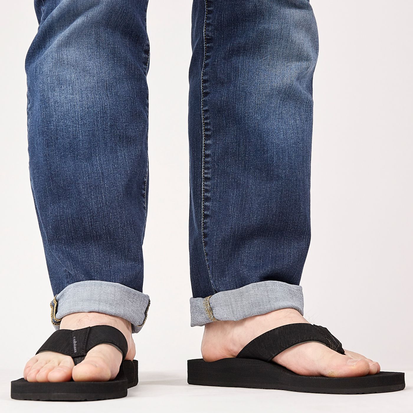 Cobian men's floater flip flops online