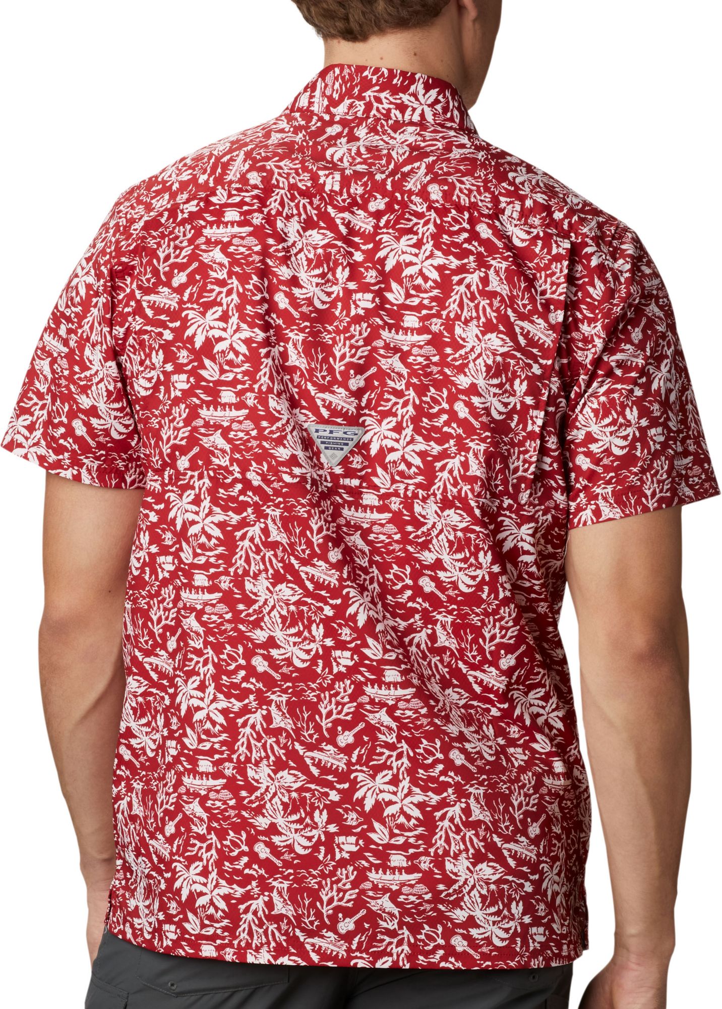 Columbia Men's Alabama Crimson Tide Crimson Super Slack Tide Button-Down Shirt product image