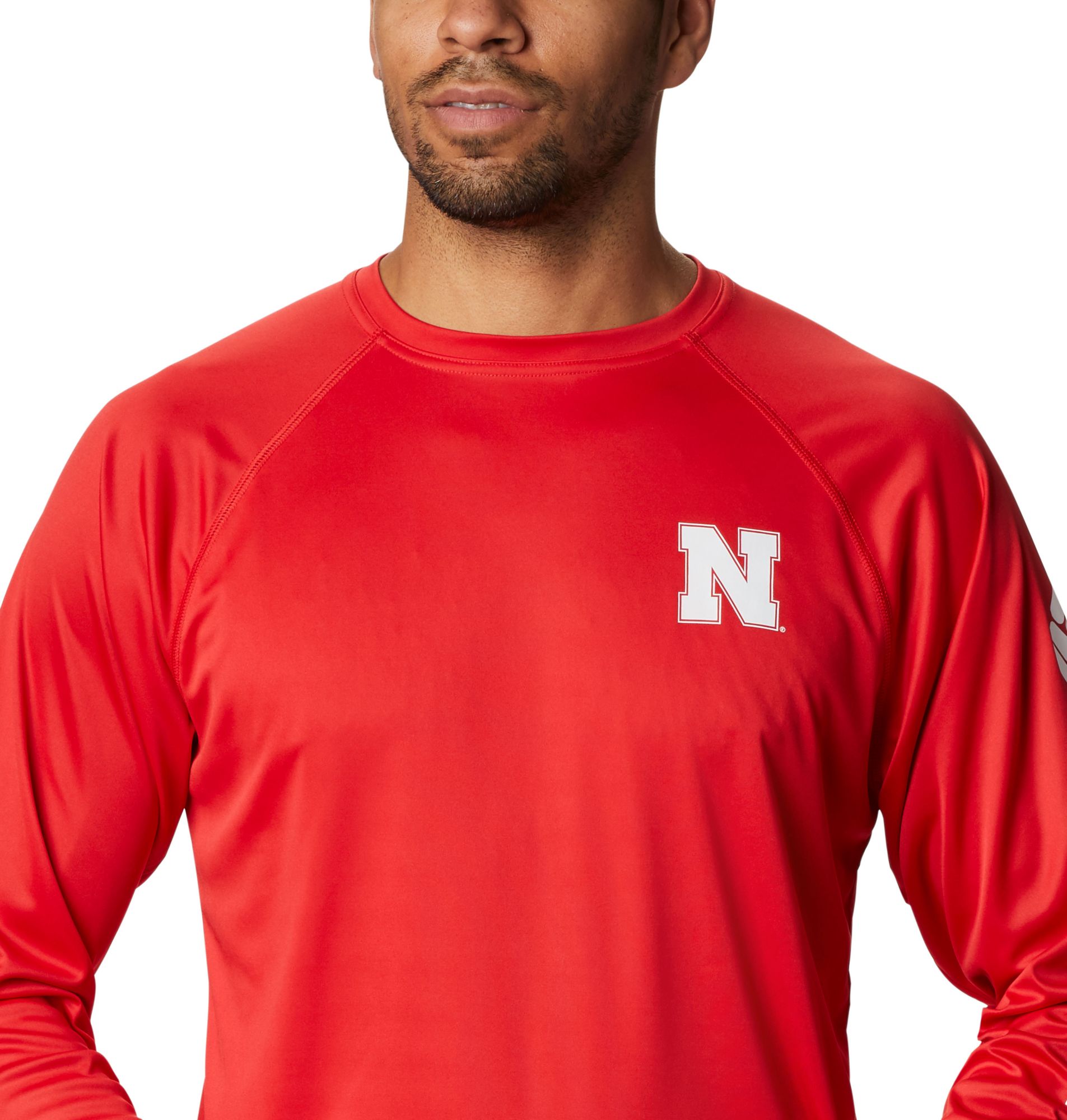 Columbia Men's Nebraska Cornhuskers Scarlet Terminal Tackle Long Sleeve Shirt