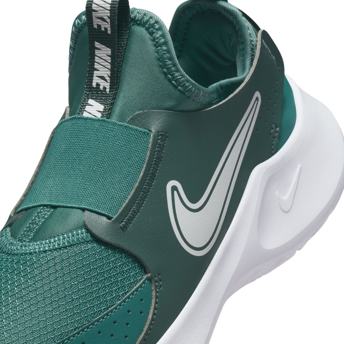 Nike flex runner grade school best sale