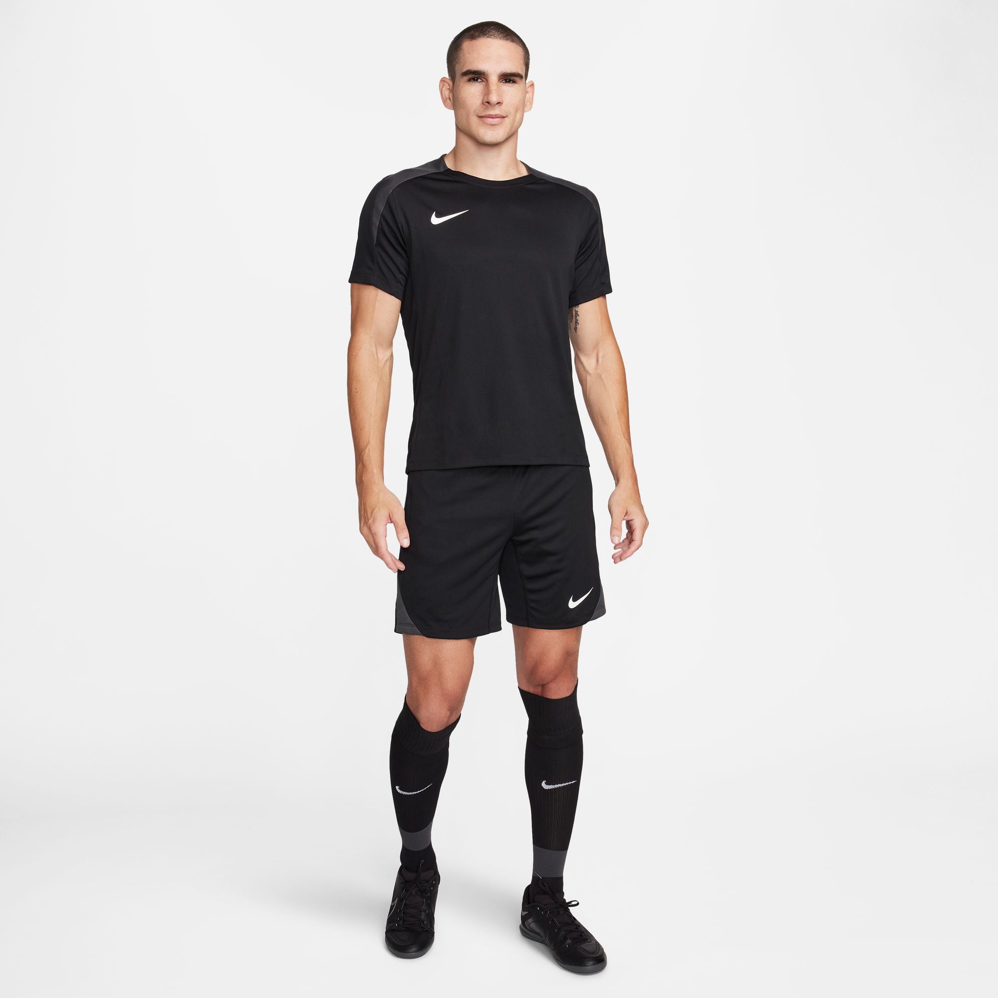 Nike Men's Dri-FIT Strike Short-Sleeve Soccer Shirt