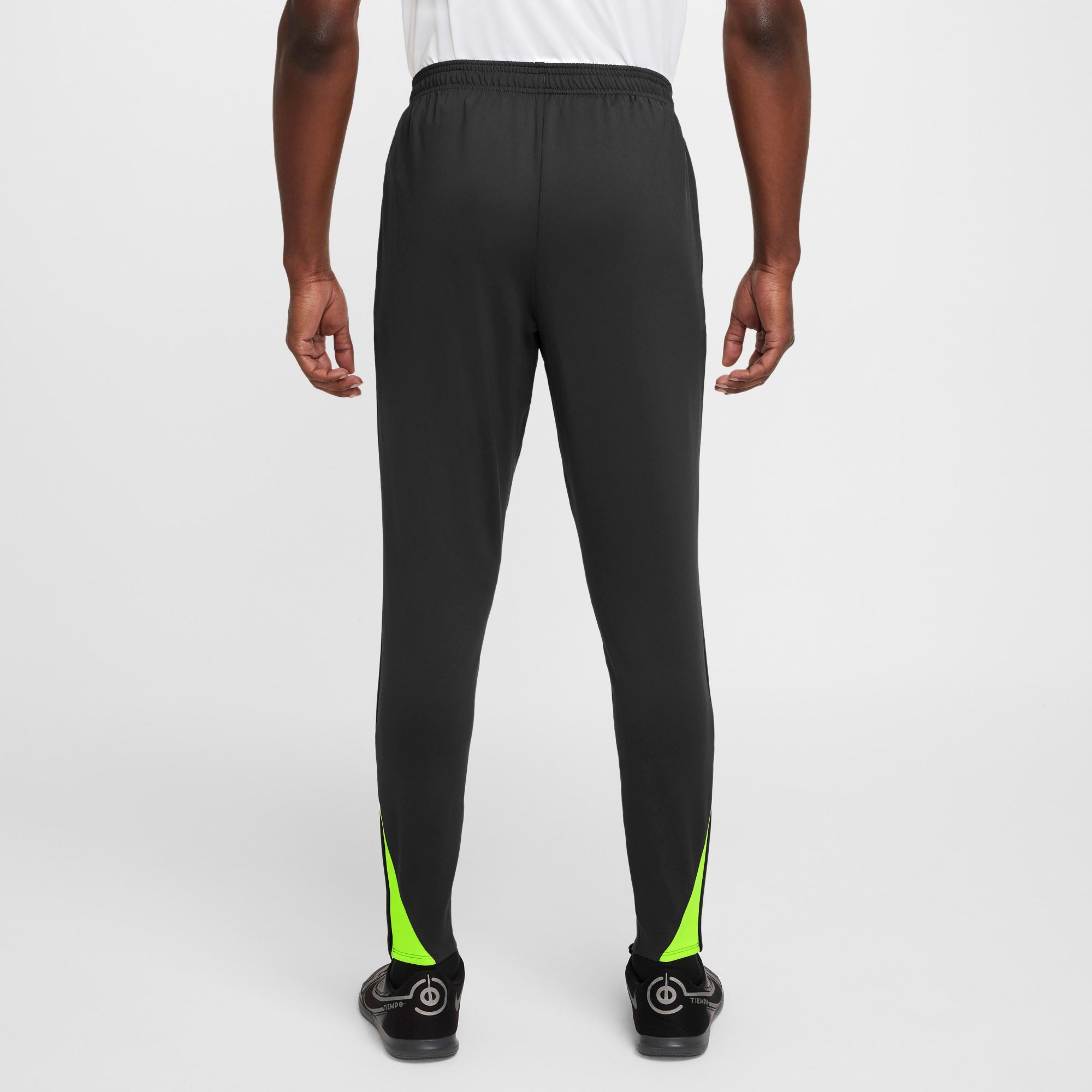Nike Men's Dri-FIT Strike Soccer Pants product image
