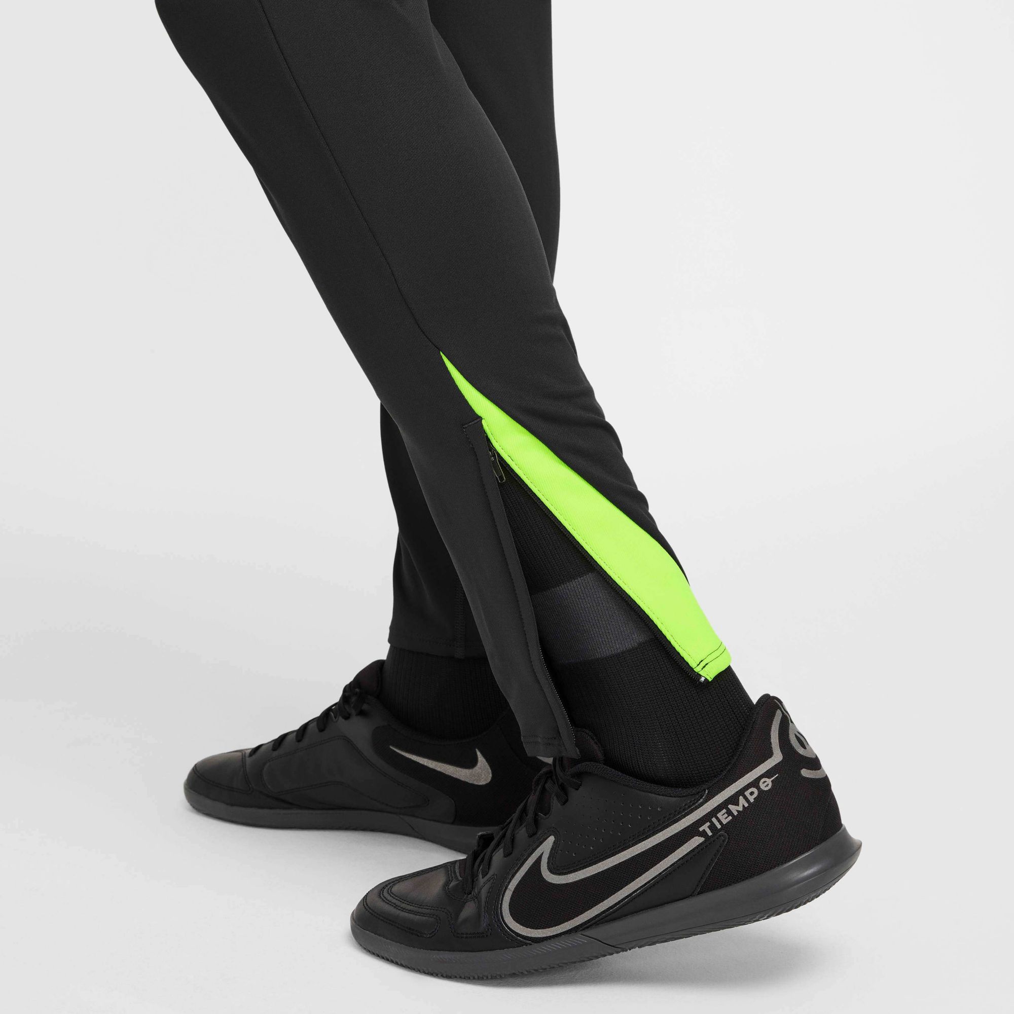 Nike Men's Dri-FIT Strike Soccer Pants product image