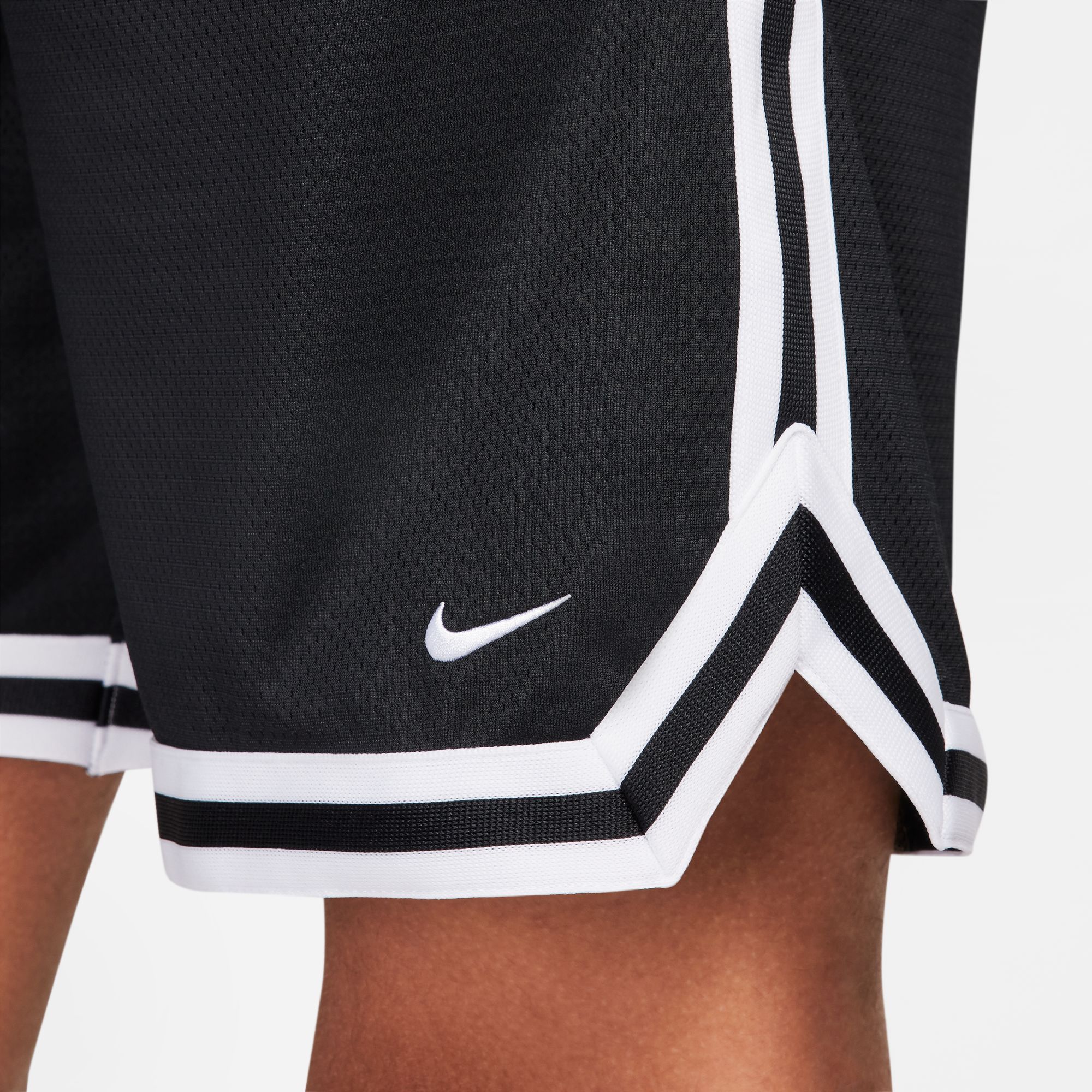 Nike Men's Dri-FIT DNA 8" Solid Basketball Shorts product image