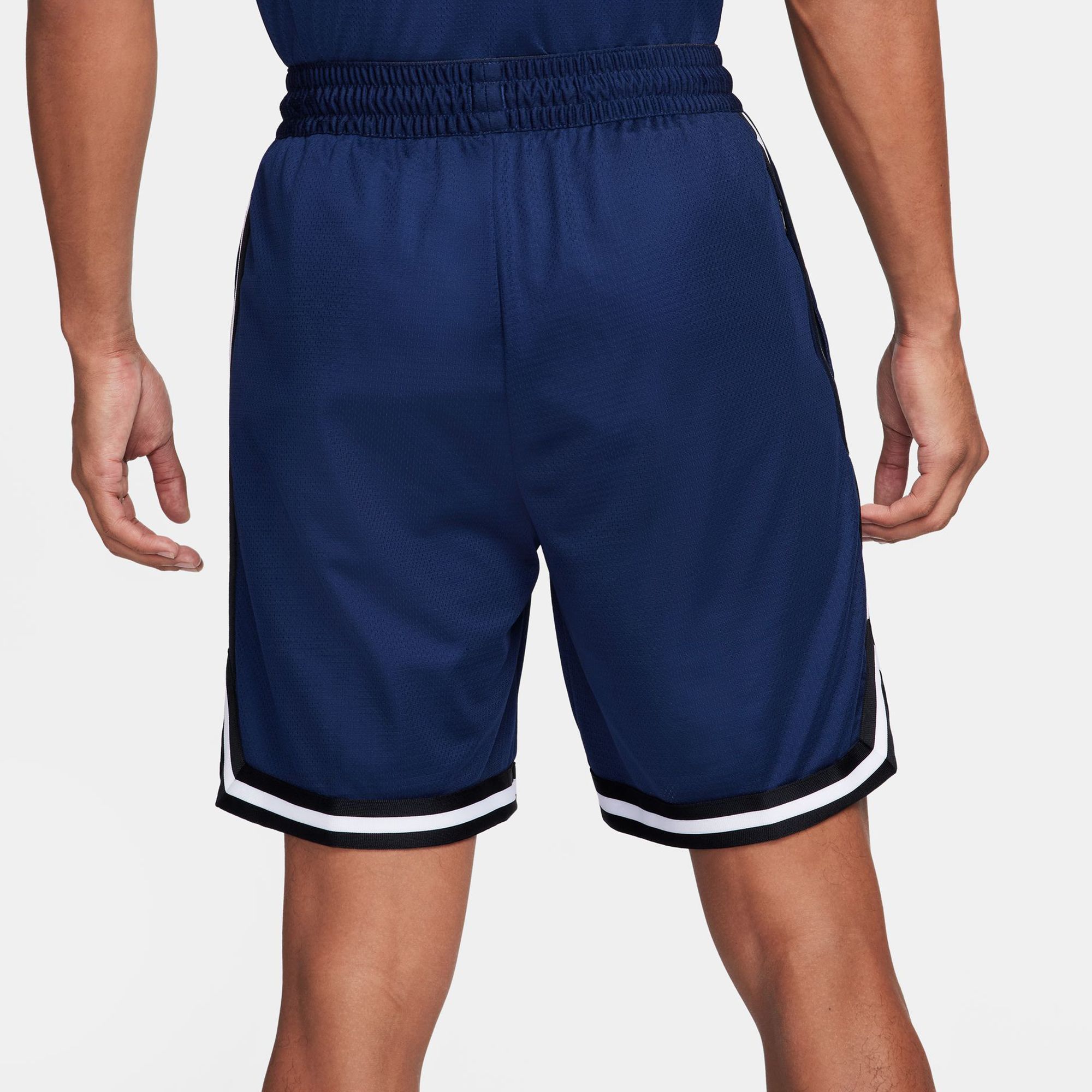 Nike Men's Dri-FIT DNA 8" Solid Basketball Shorts product image